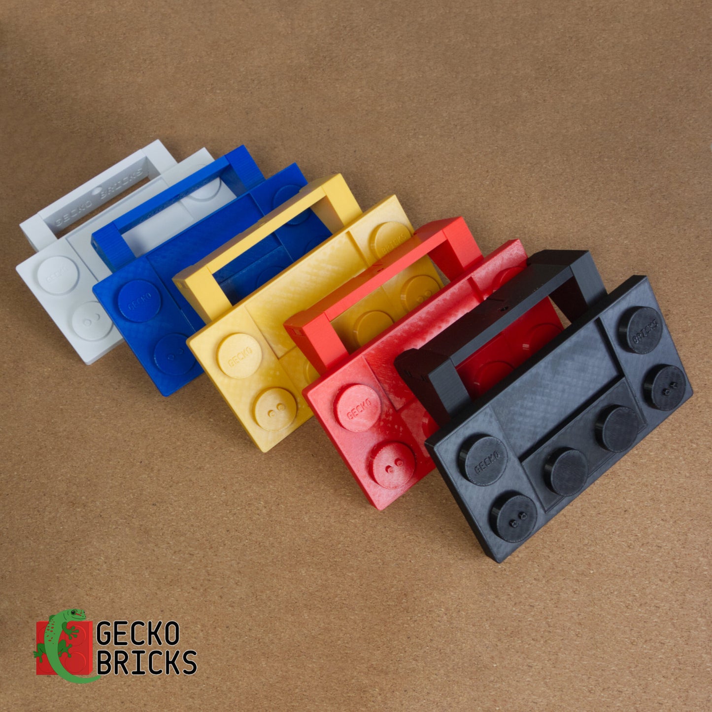Upscaled Minifigure Wall Mount - 40649 40504 76393 4081 image 11