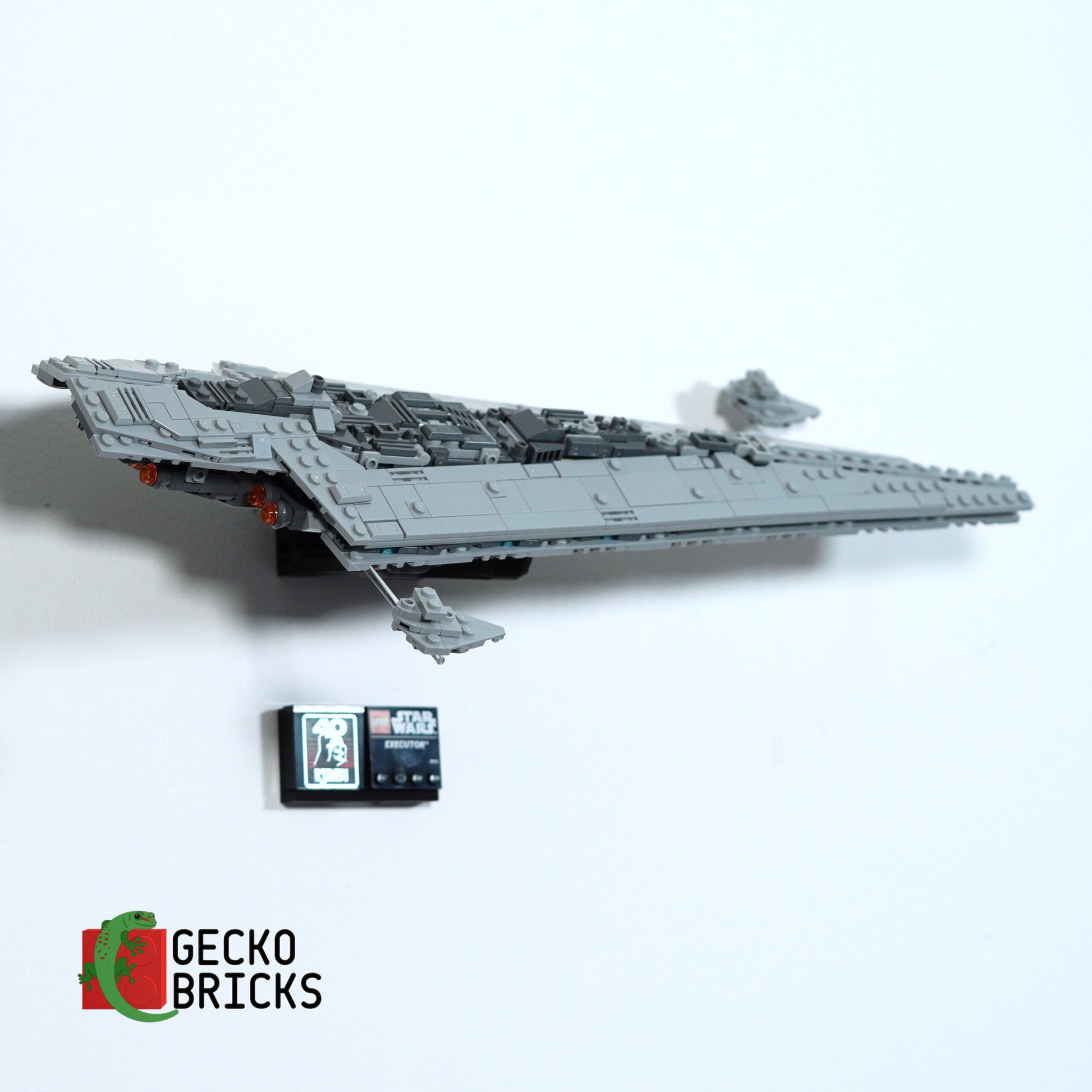 Executor midi - Super Star Destroyer - 75356 - Wall Mount image 3