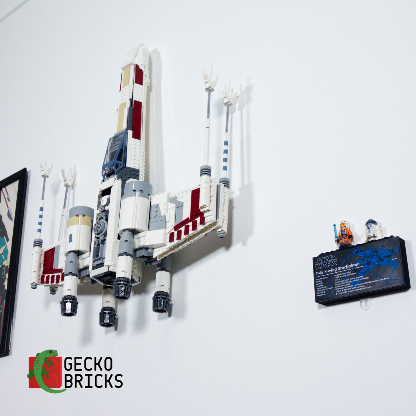 UCS X-Wing - 10240/75355 - Wall Mount image 4