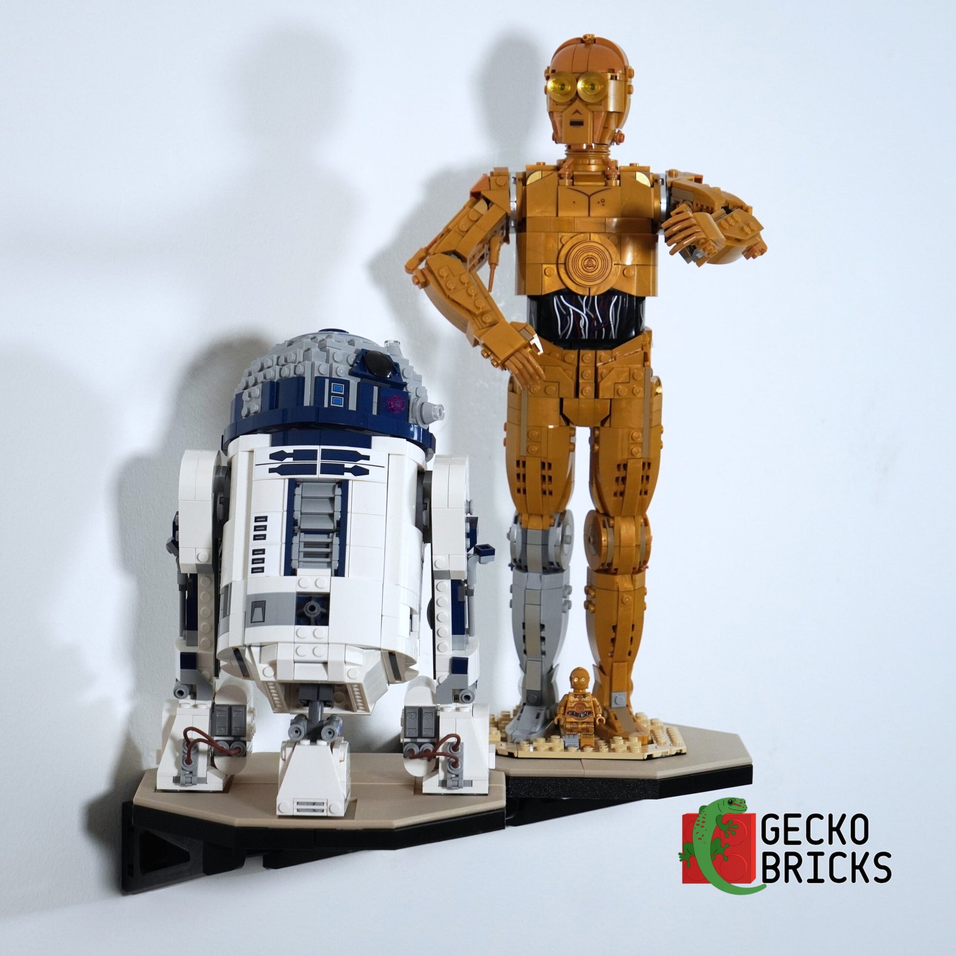 R2-D2 and C-3P0 Wall Mount Bundle – 75379, 75398 image 2
