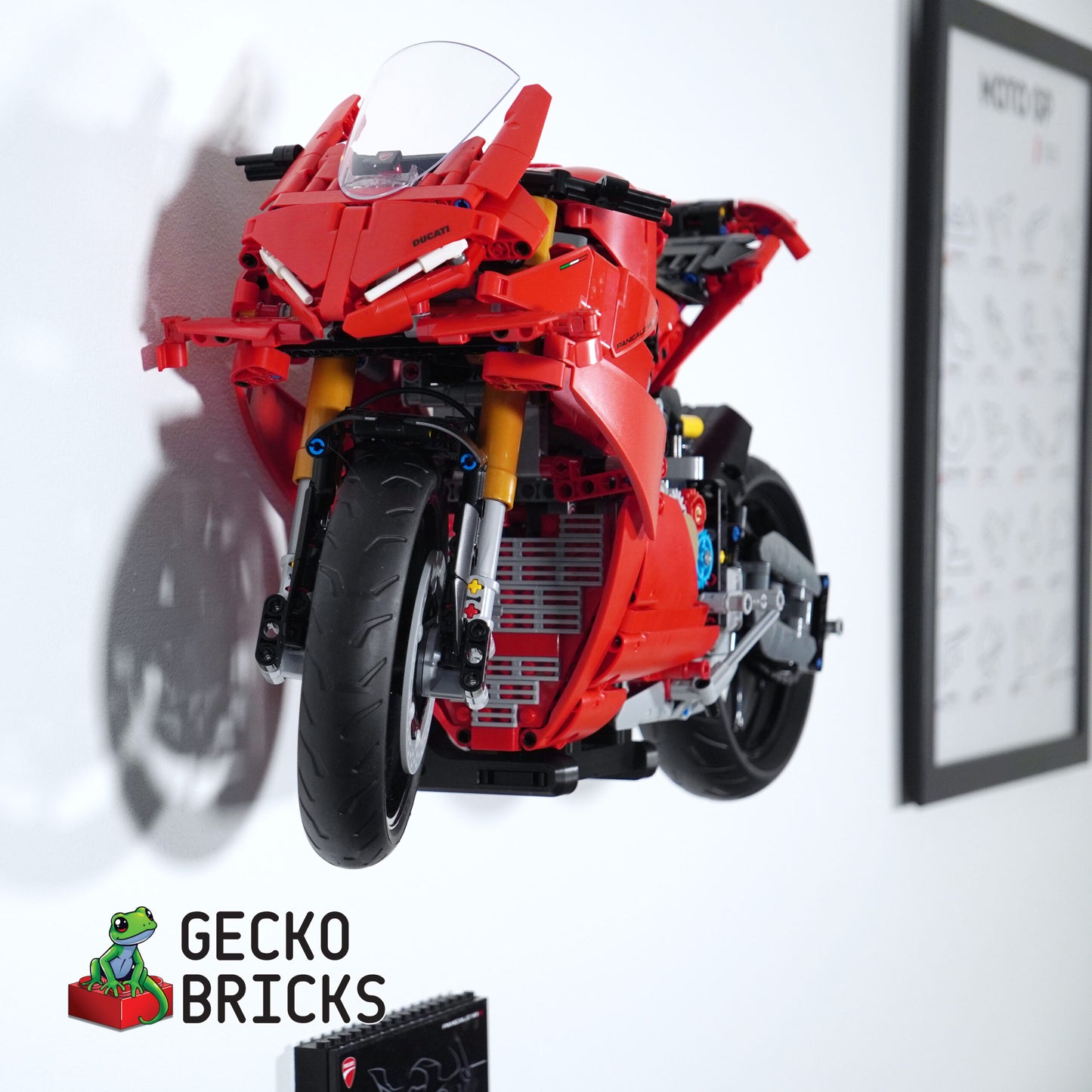 Technic Ducati Panigale V4 (Large) - 42202 - Wall Mount image 2