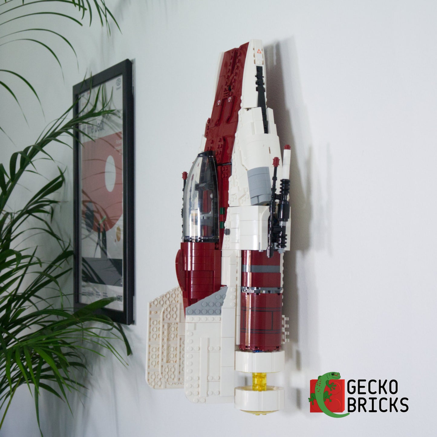 UCS A-Wing - 75275 - Wall Mount image 2