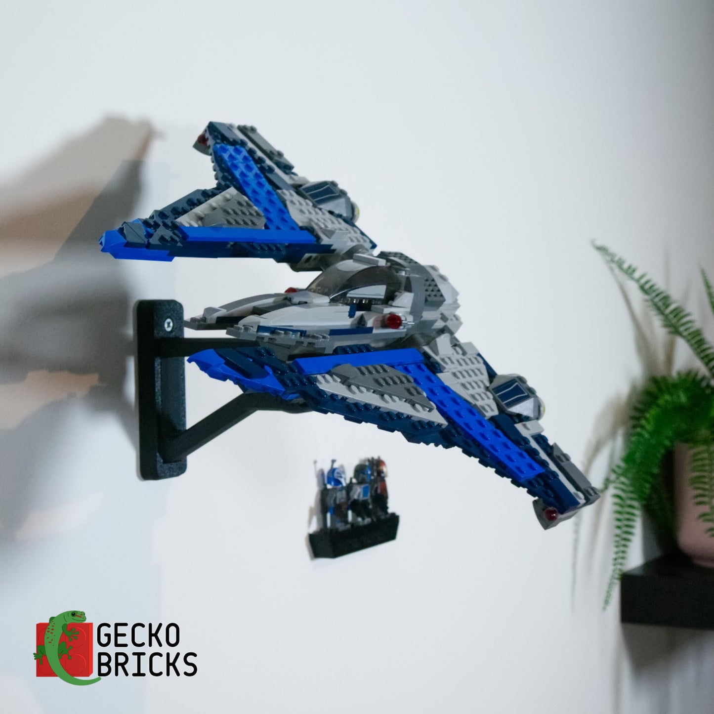 Mandalorian Starfighter - 75316 - Wall Mount image 4