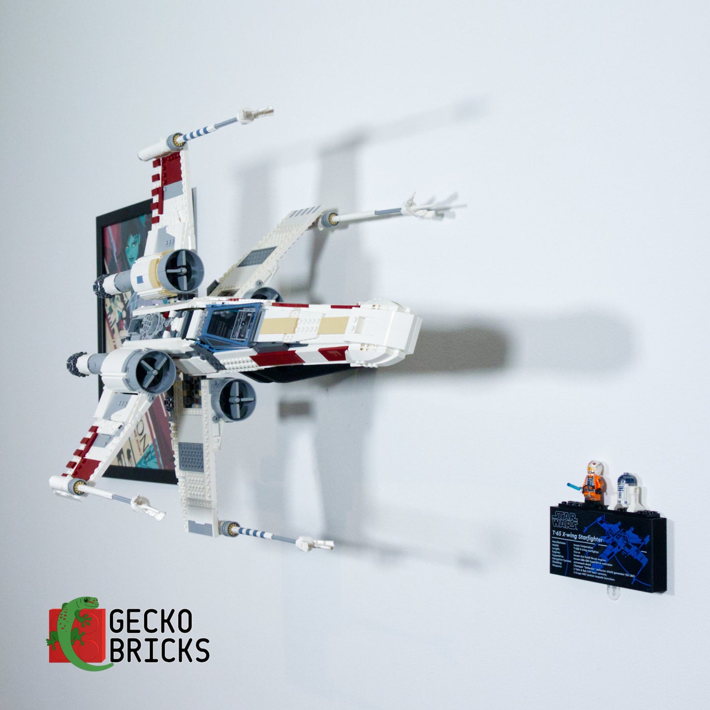 UCS X-Wing Star Wars (10240/75355) - Wall Mount image 10
