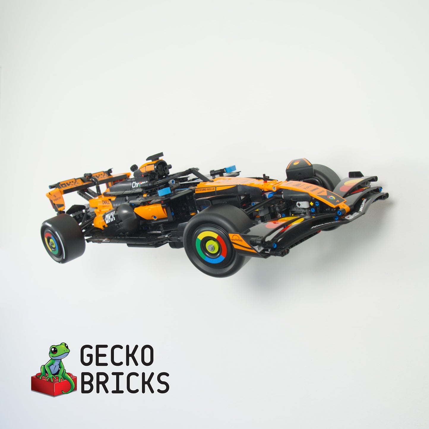 McLaren MCL39 42228
