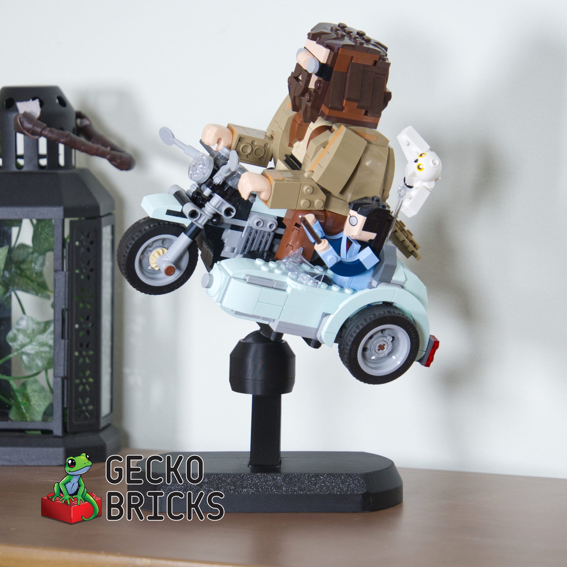 Hagrid & Harry's Motorcycle Ride Wall/Desk Mount - 76443 image 0