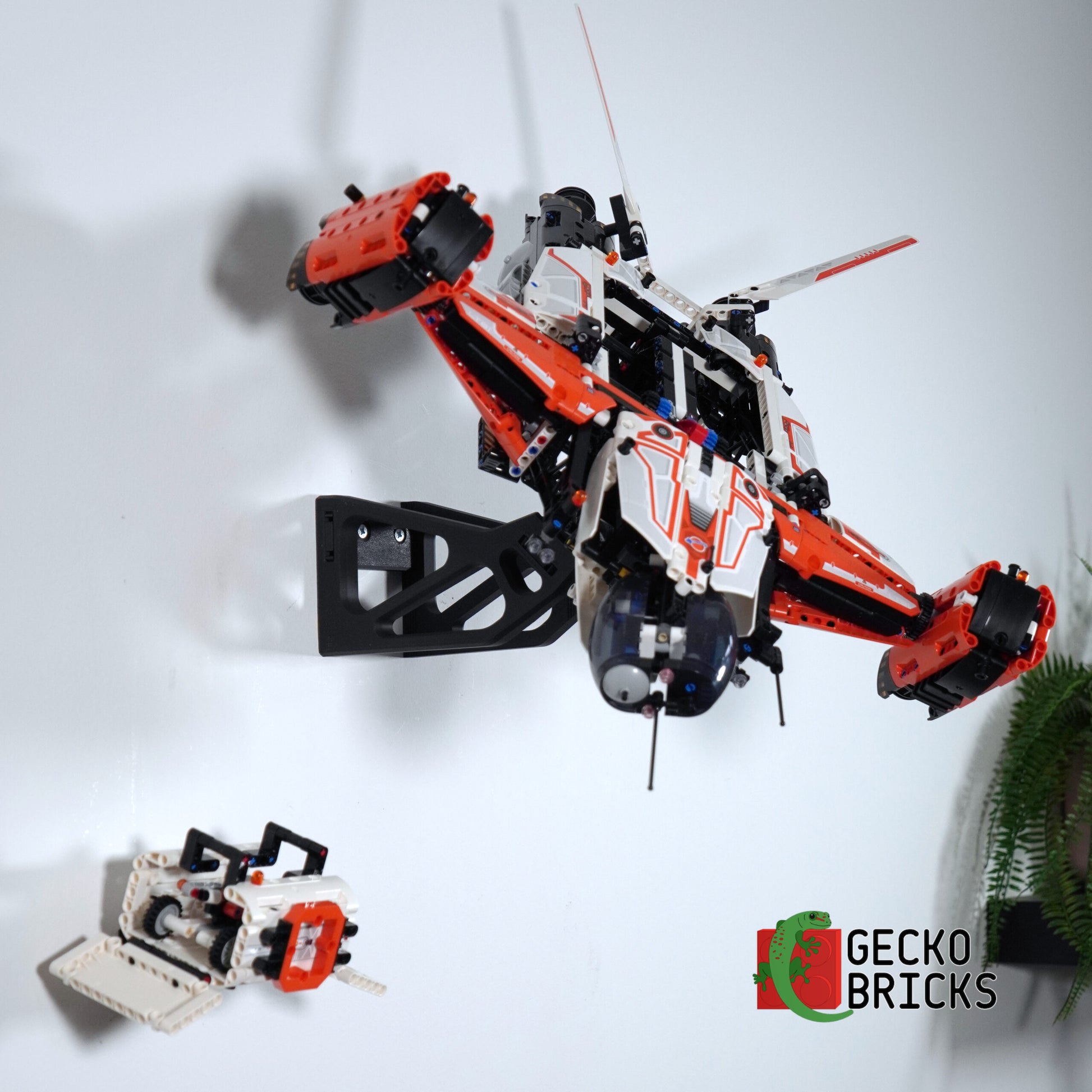 VTOL - Heavy Cargo Ship - 42181 - Wall Mount image 1