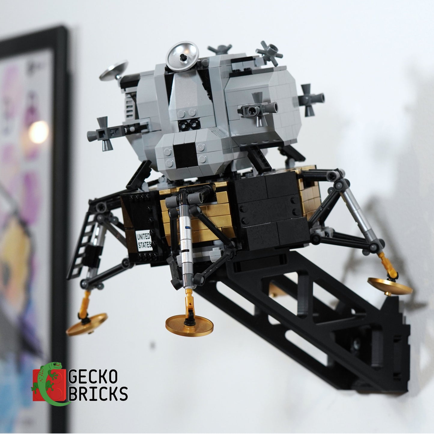 Nasa Apollo 11 Lunar Lander - 10266 - Wall Mount image 0