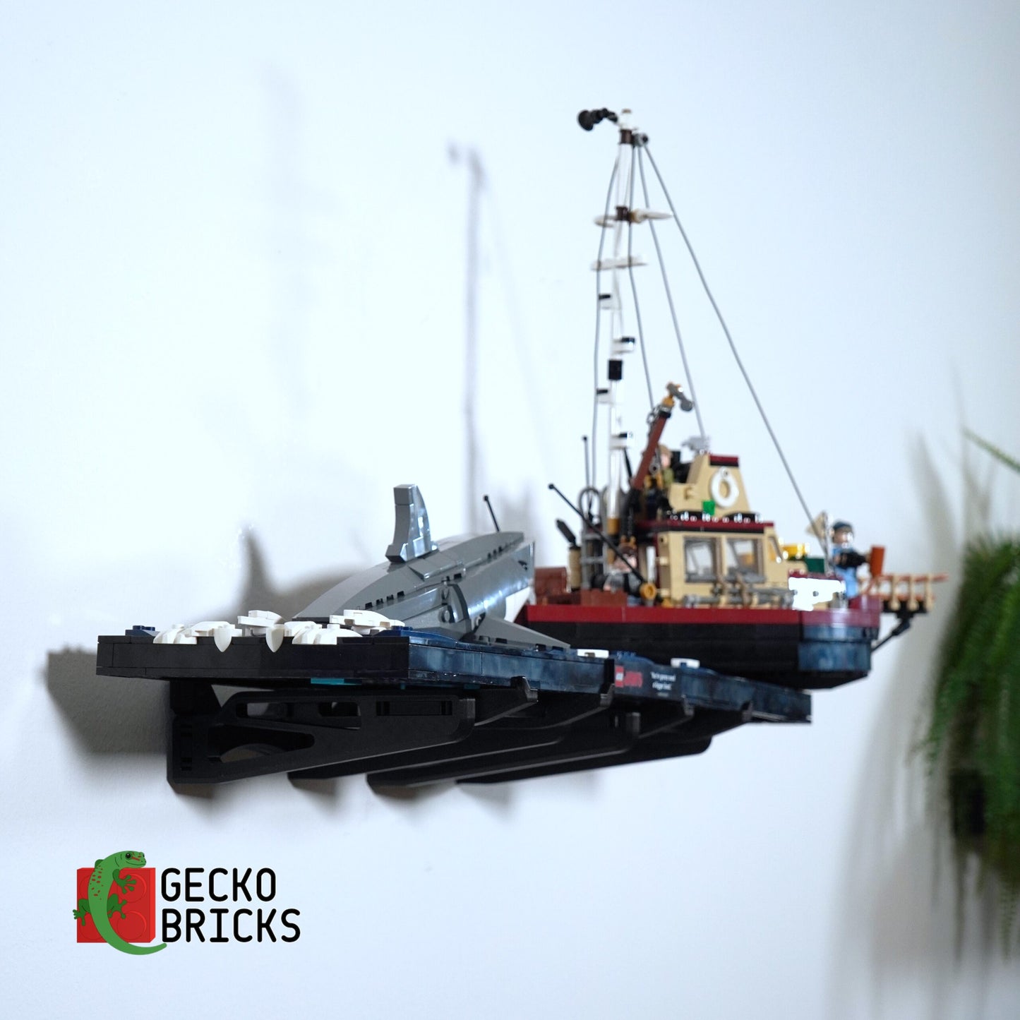 Jaws Diorama - 21350 - Wall Mount image 4