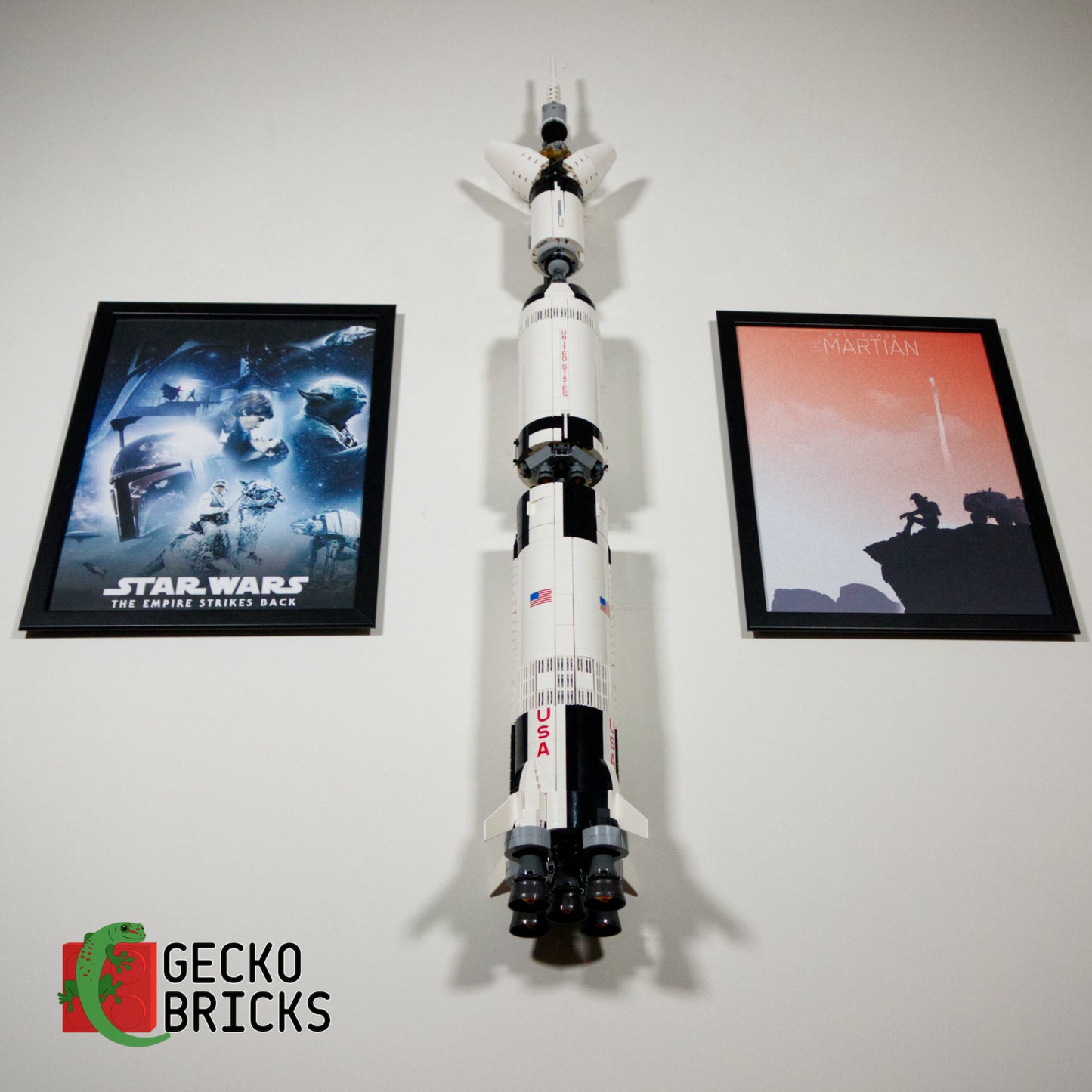 Saturn V Space Rocket (Nasa) - 21309/92176 - Wall Mount image 10