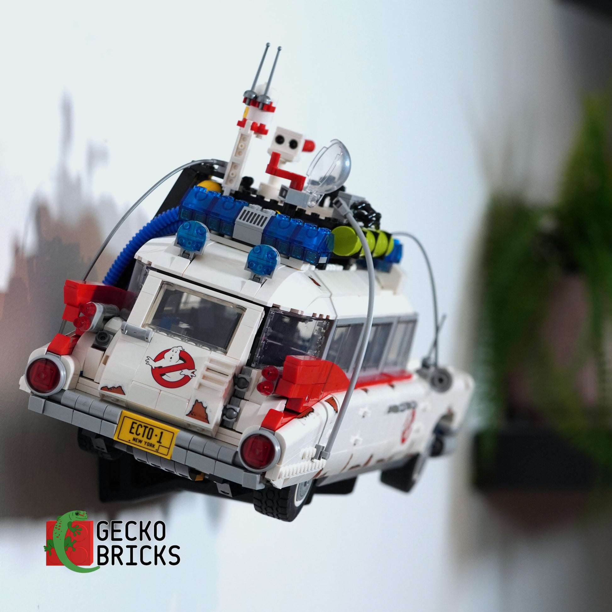 ECTO-1 Ghostbusters - 10274 - Wall Mount image 2