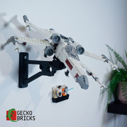 Luke Skywalker's X-Wing Fighter - 75301 - Wall Mount image 2