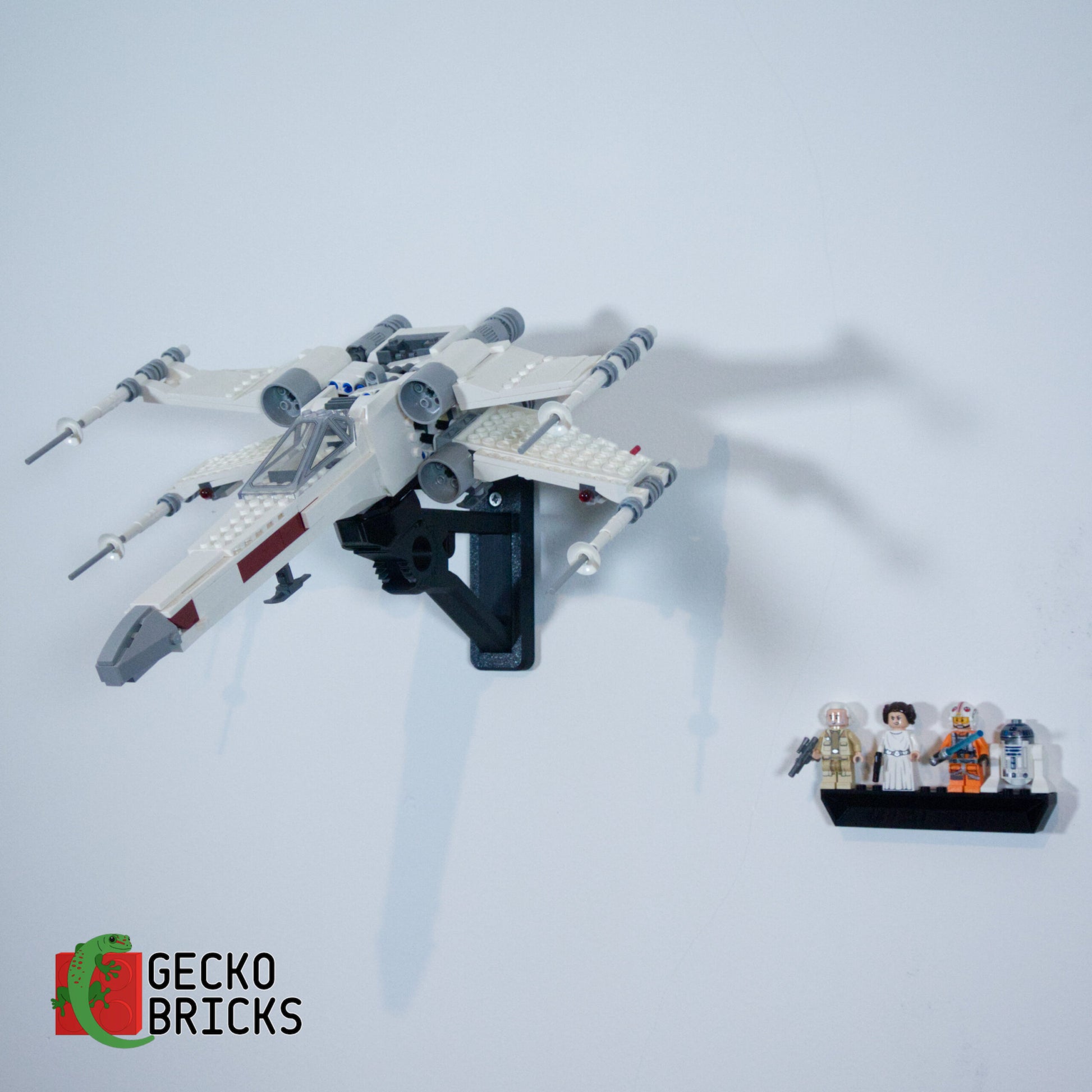 Luke Skywalker's X-Wing Fighter - 75301 - Wall Mount image 4