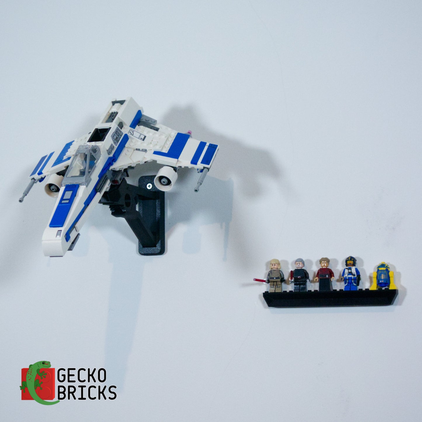 New Republic E-Wing - 75364 - Wall Mount image 3