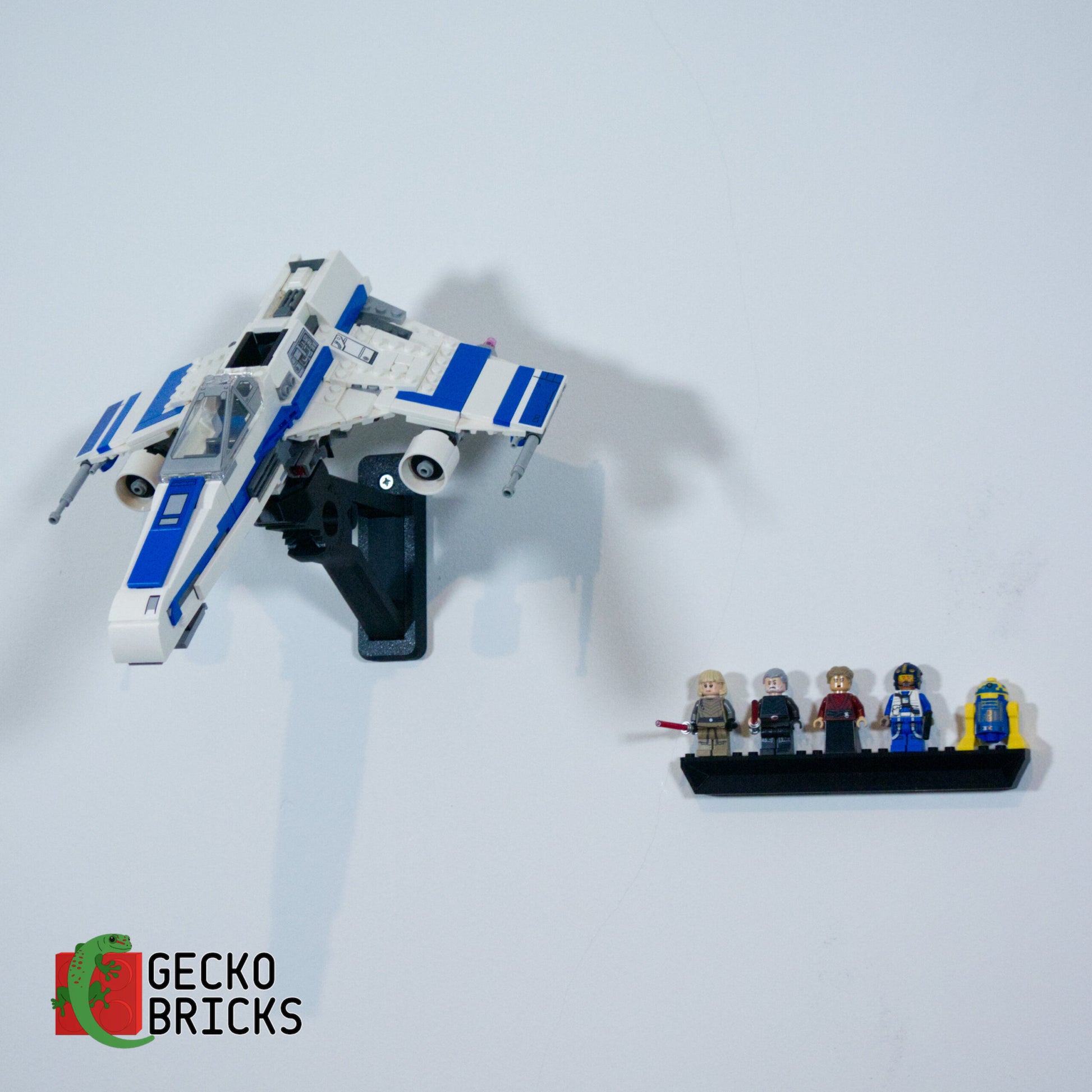 New Republic E-Wing - 75364 - Wall Mount image 3