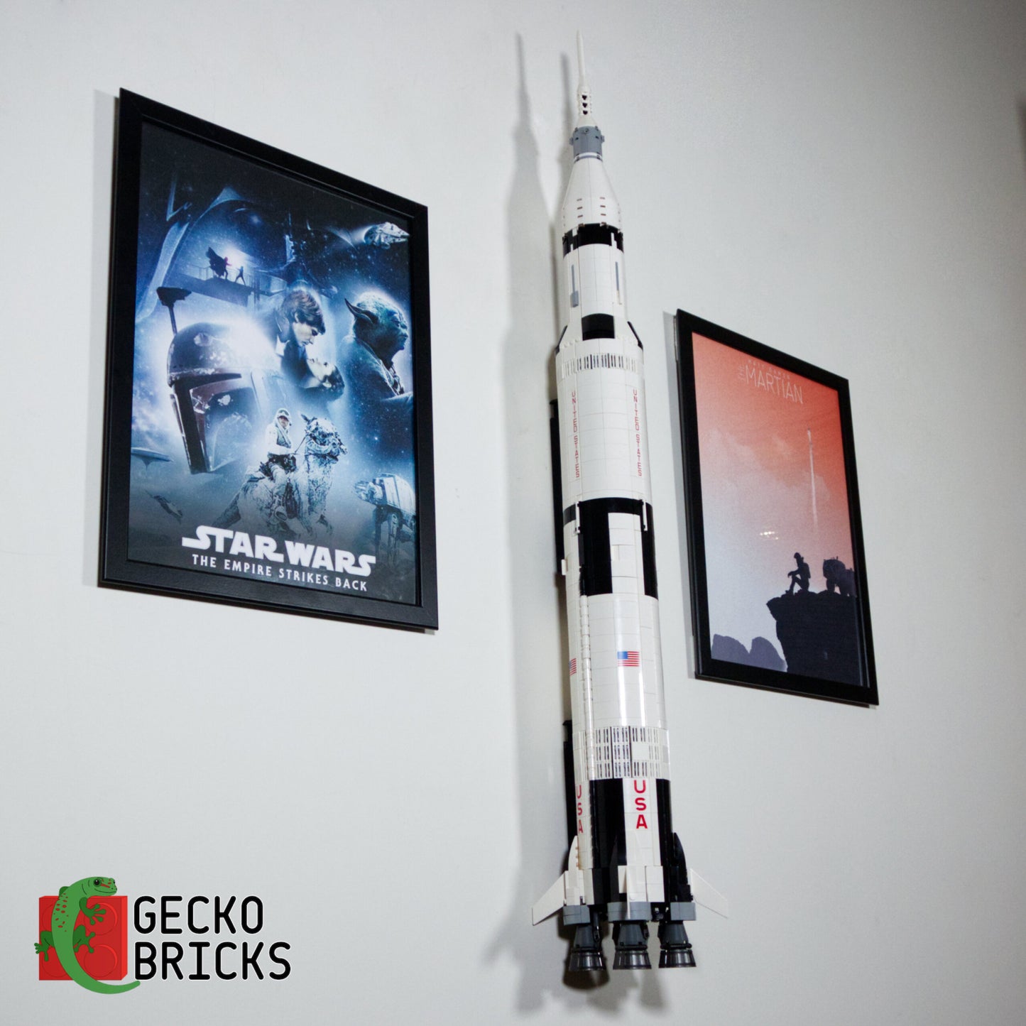 Saturn V Space Rocket (Nasa) - 21309/92176 - Wall Mount image 9