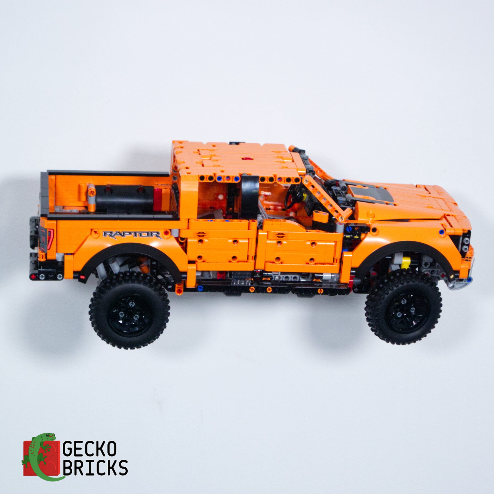 Ford Raptor - 42126 - Wall Mount image 4