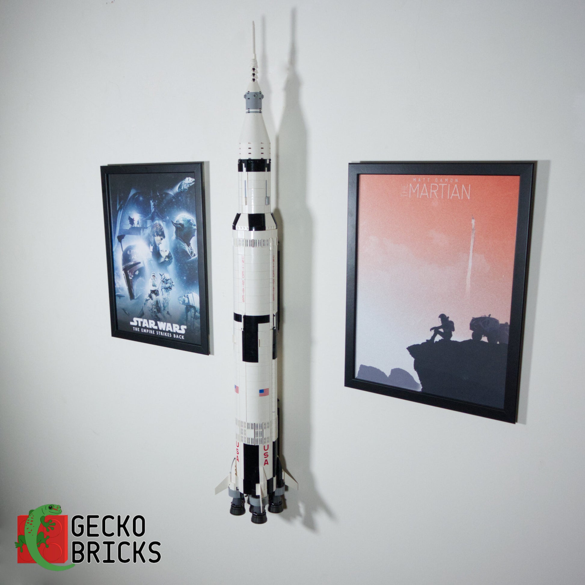 Saturn V Space Rocket (Nasa) - 21309/92176 - Wall Mount image 3