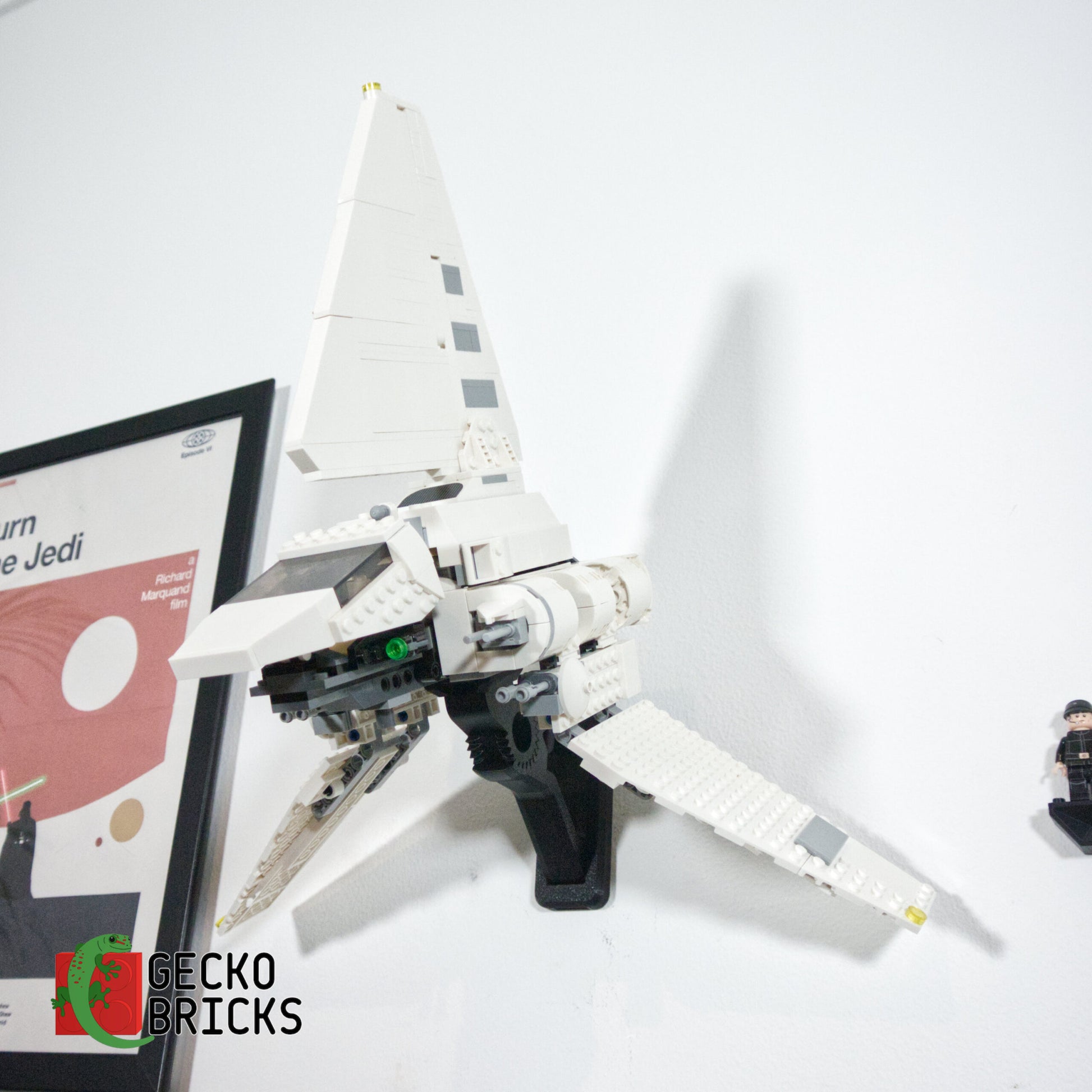 Imperial Shuttle - 75302 - Wall Mount image 0