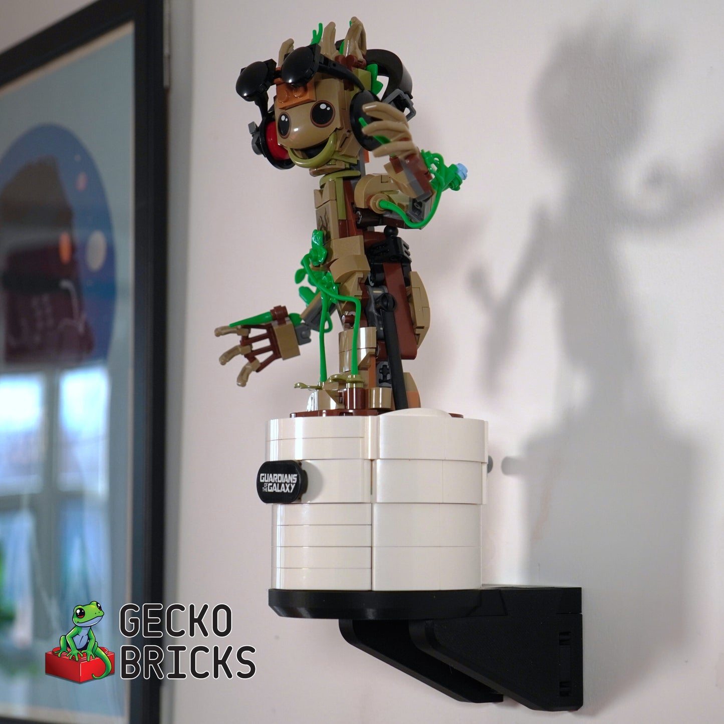 Dancing Groot - 76297 - Wall Mount image 0