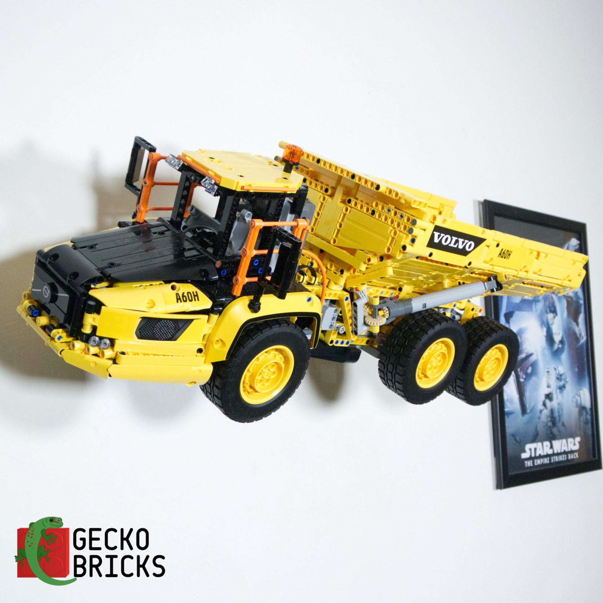 Volvo Articulated Hauler 6x6 - 42114 - Wall Mount image 0