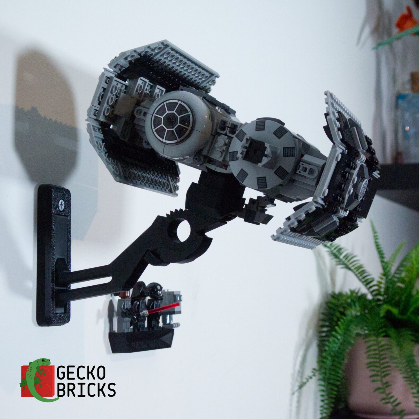 Tie Bomber Imperial - 75347 - Wall Mount image 3