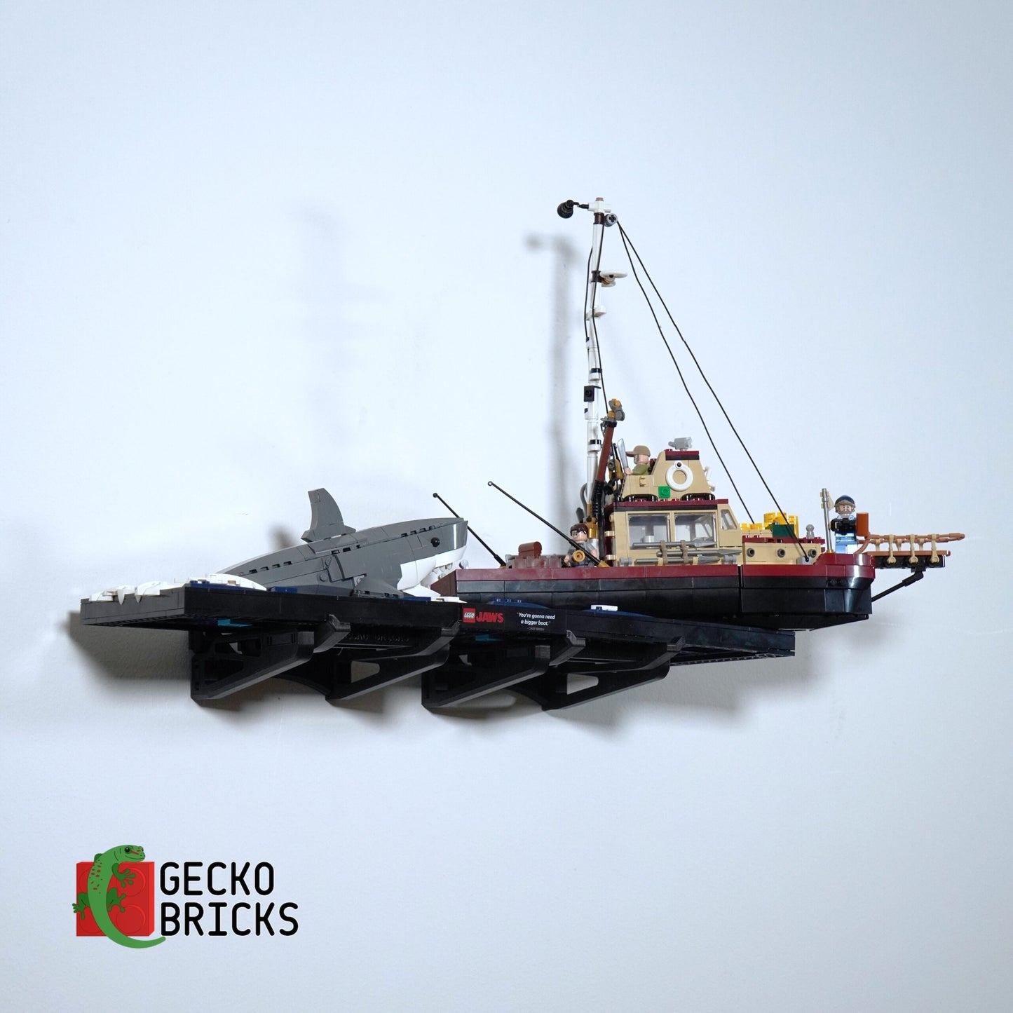 Jaws Diorama - 21350 - Wall Mount image 5