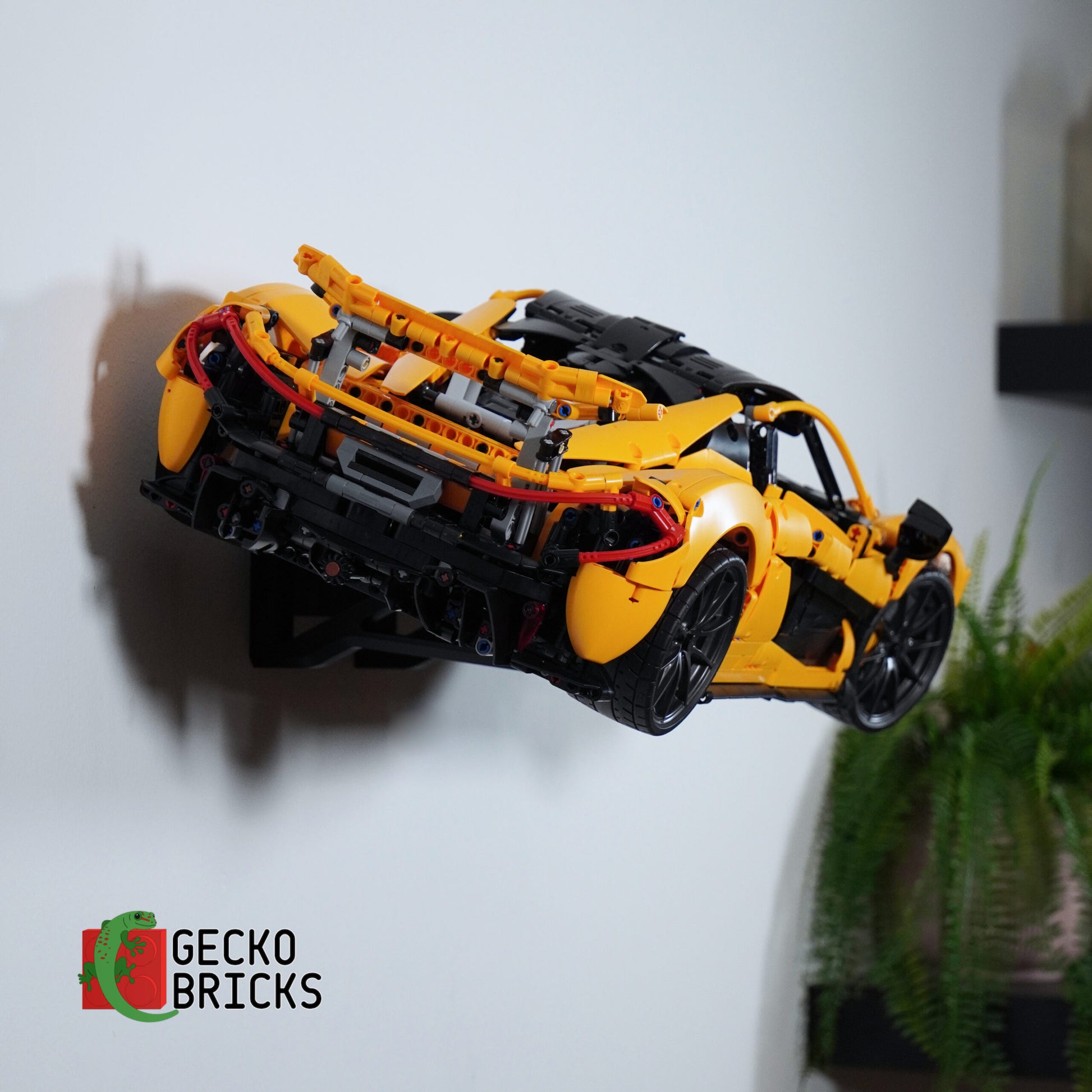 McLaren P1 - 42172 - Wall Mount image 2