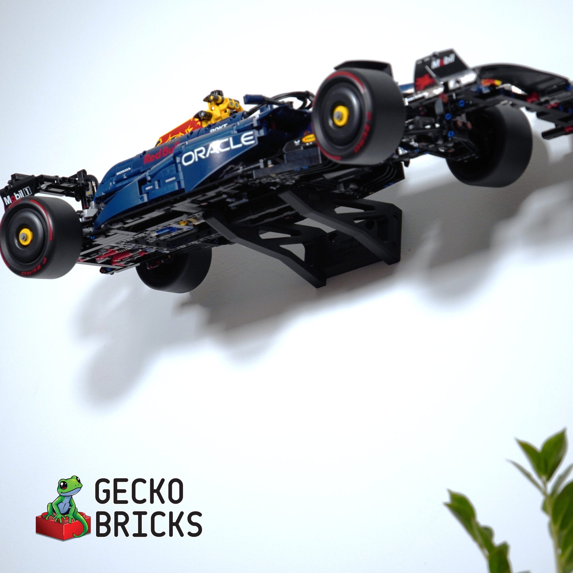 Red Bull F1 RB20 - 42206 - Angled Wall Mount image 4