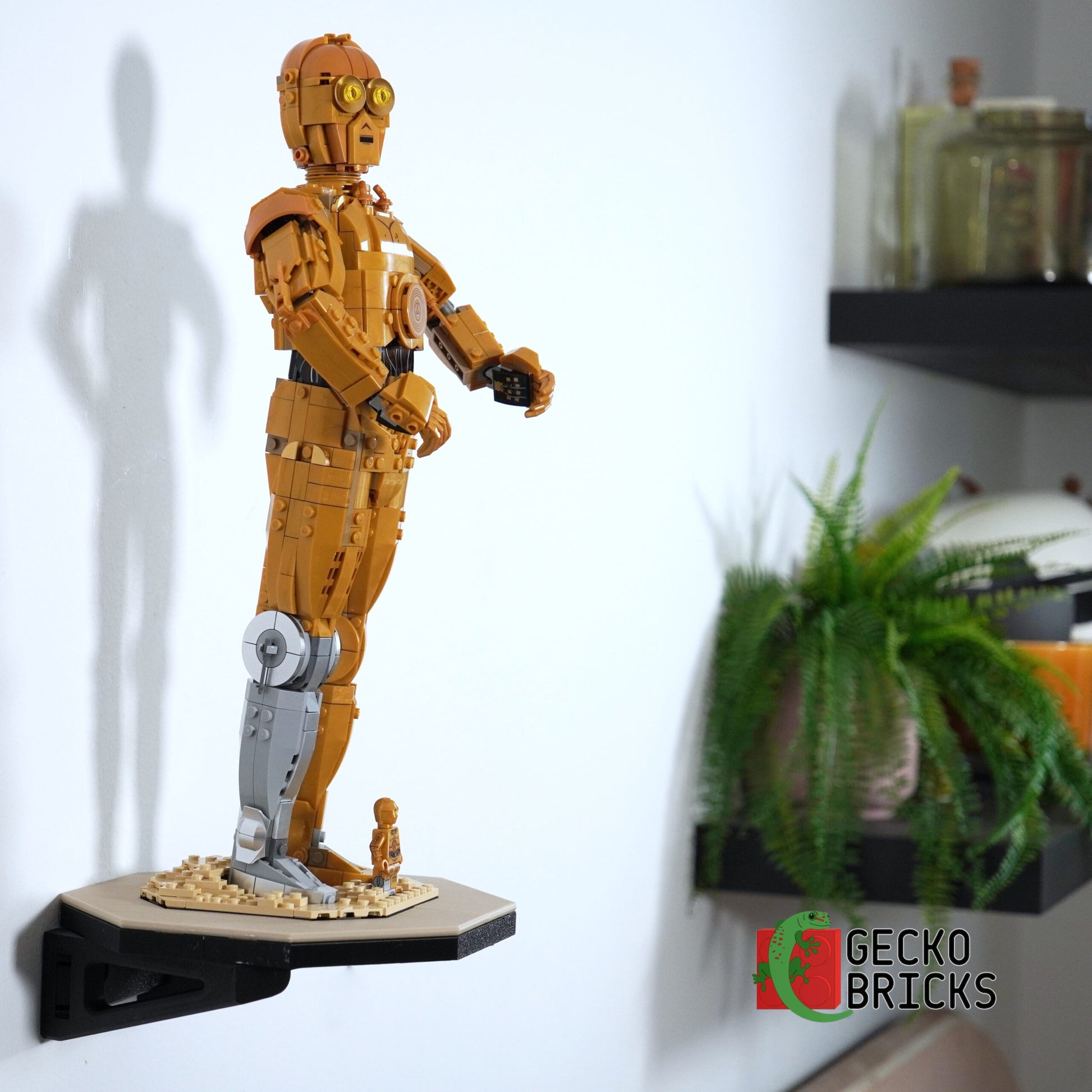 C-3P0 Wall Mount – 75398 image 2