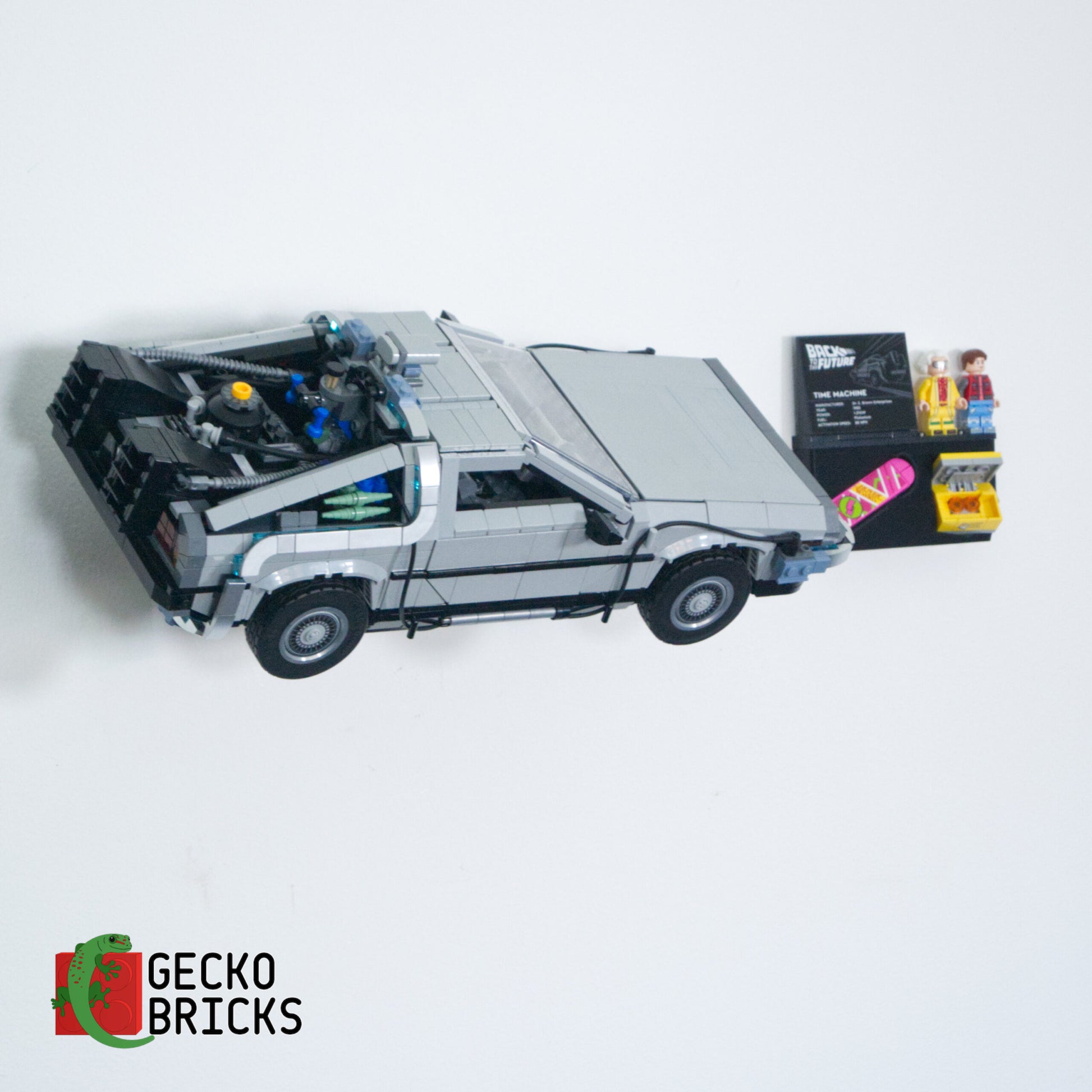 DeLorean (Back To The Future Time machine) - 10300 - Wall Mount image 1