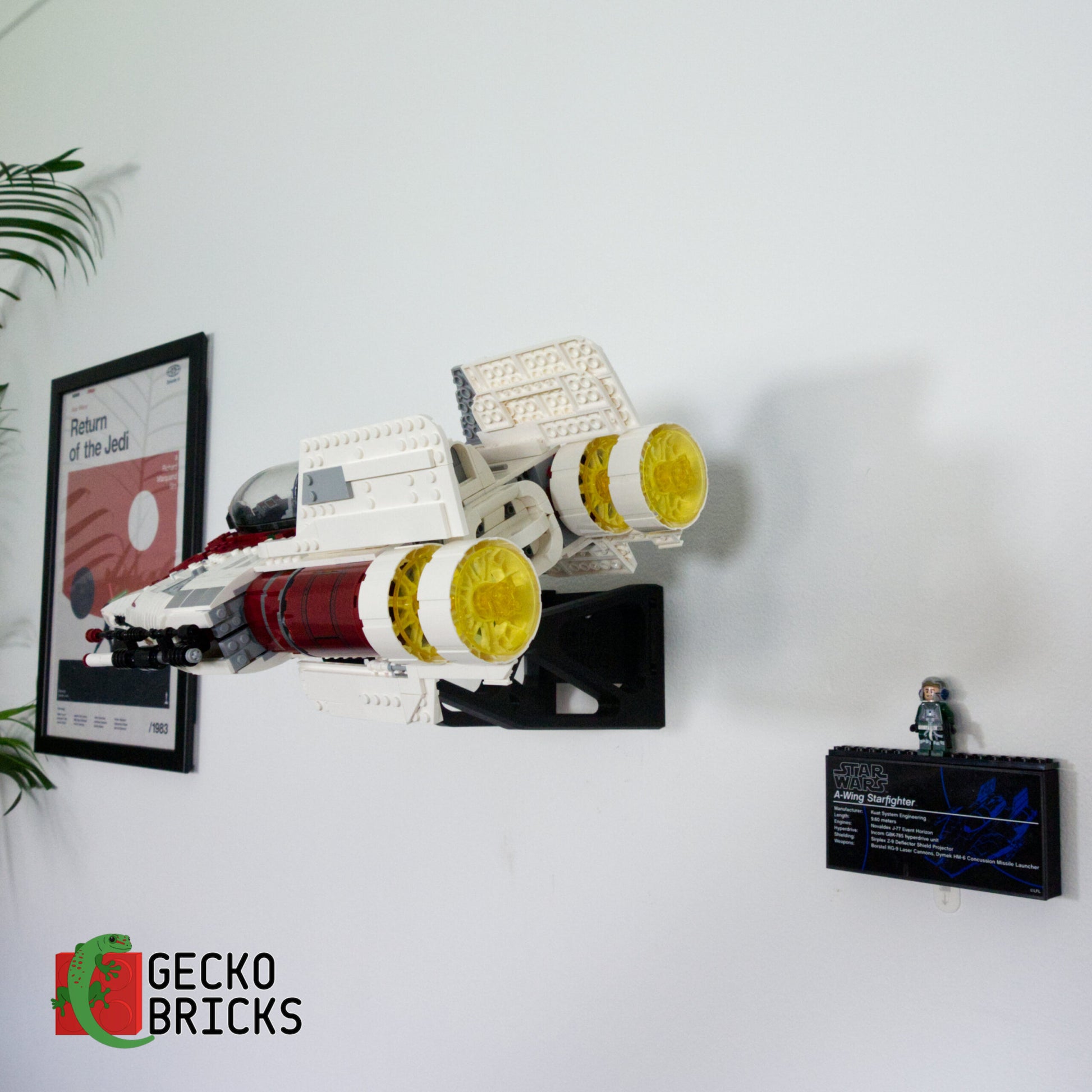 UCS A-Wing - 75275 - Wall Mount image 5