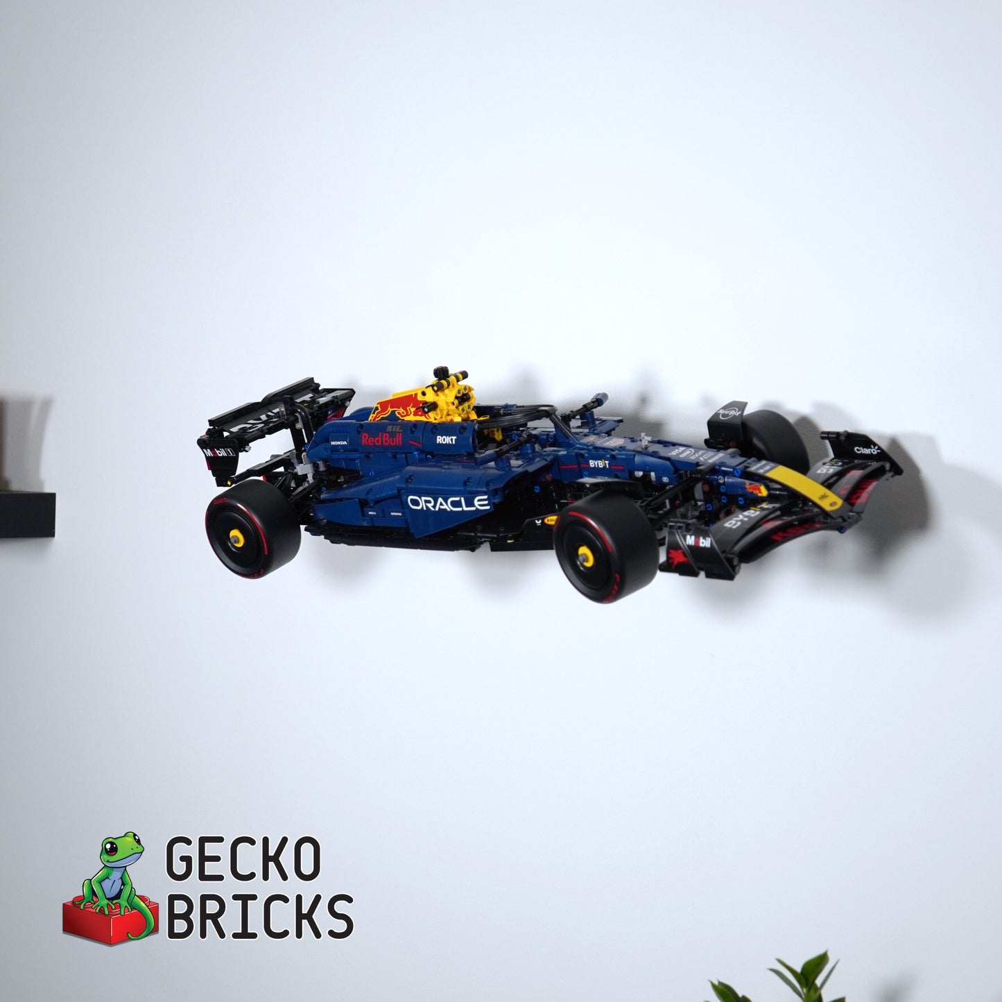 4X F1 Angle Brackets Bundle Deal (Red Bull, Mercedes, McLaren, Ferrari) image 12