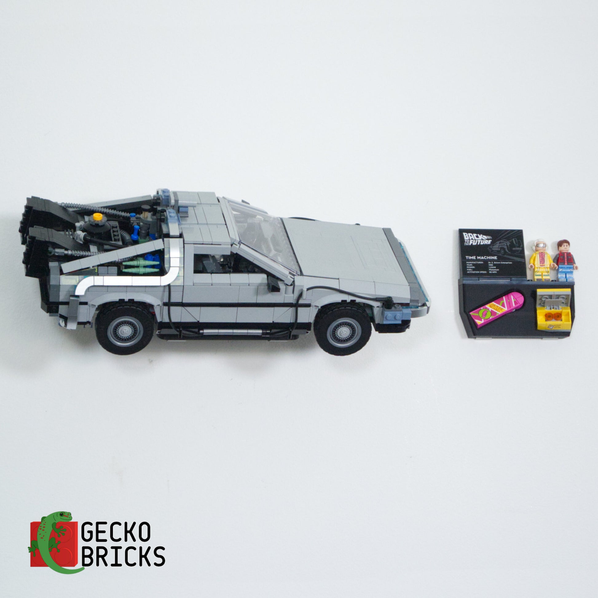 DeLorean (Back To The Future Time machine) - 10300 - Wall Mount image 3