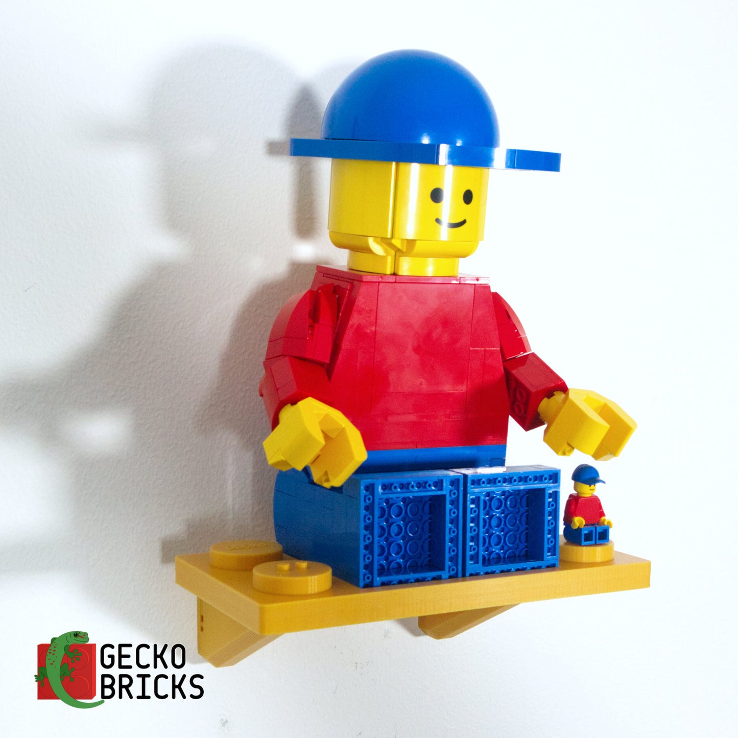Upscaled Minifigure Wall Mount - 40649 40504 76393 4081 image 4