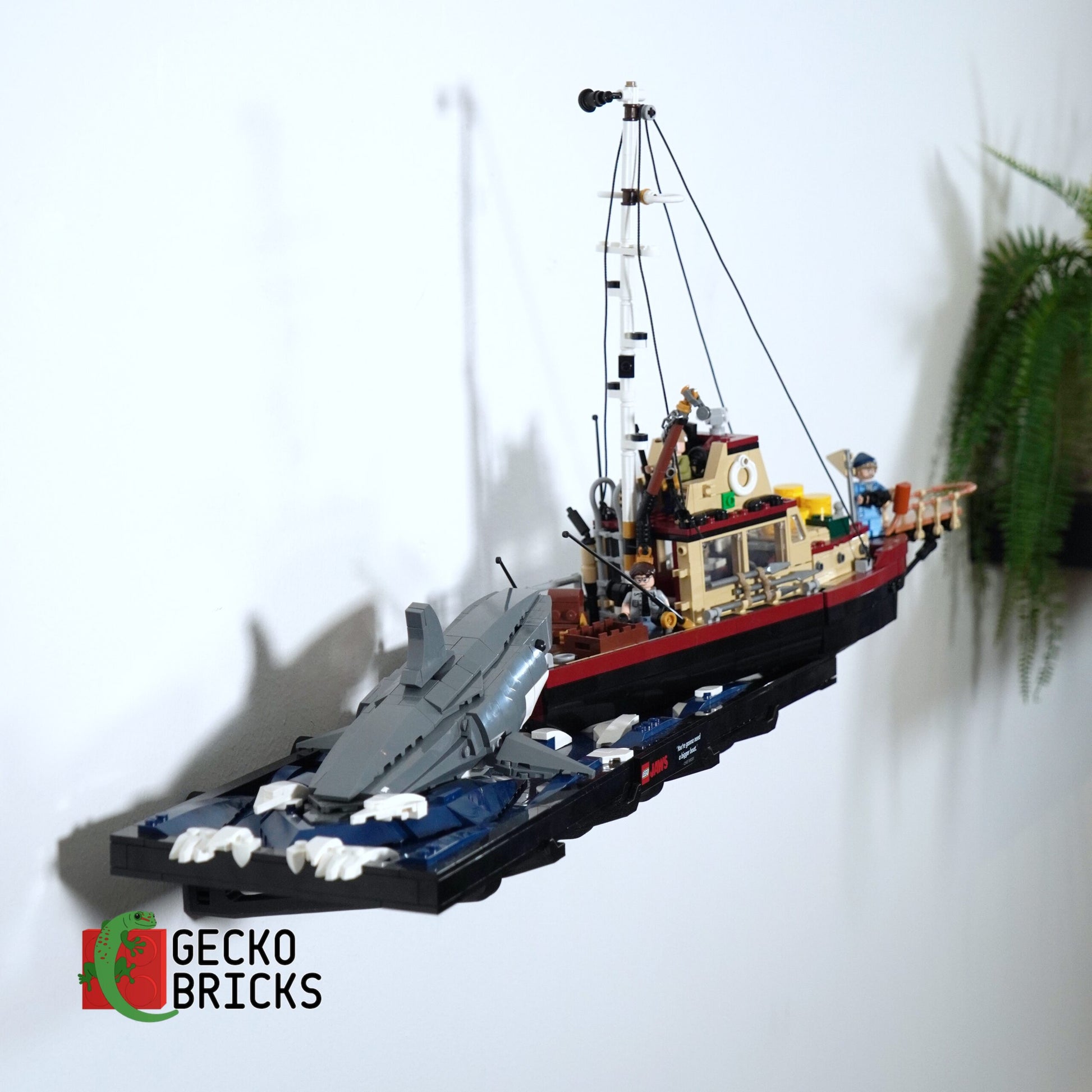 Jaws Diorama - 21350 - Wall Mount image 3