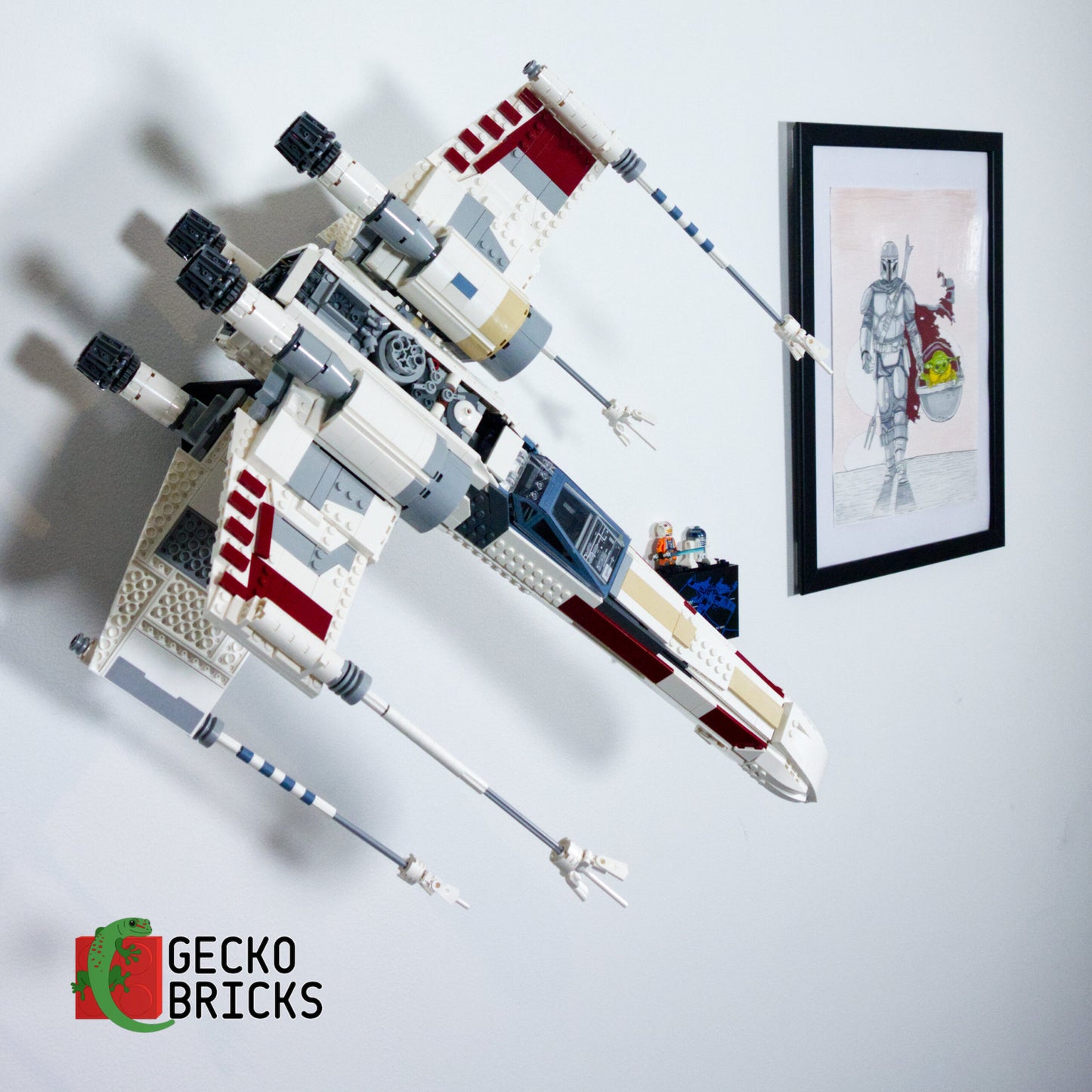 UCS X-Wing Star Wars (10240/75355) - Wall Mount image 9