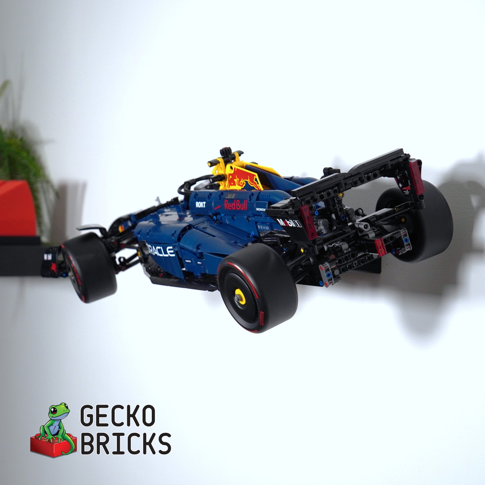 Red Bull F1 RB20 - 42206 - Angled Wall Mount image 5