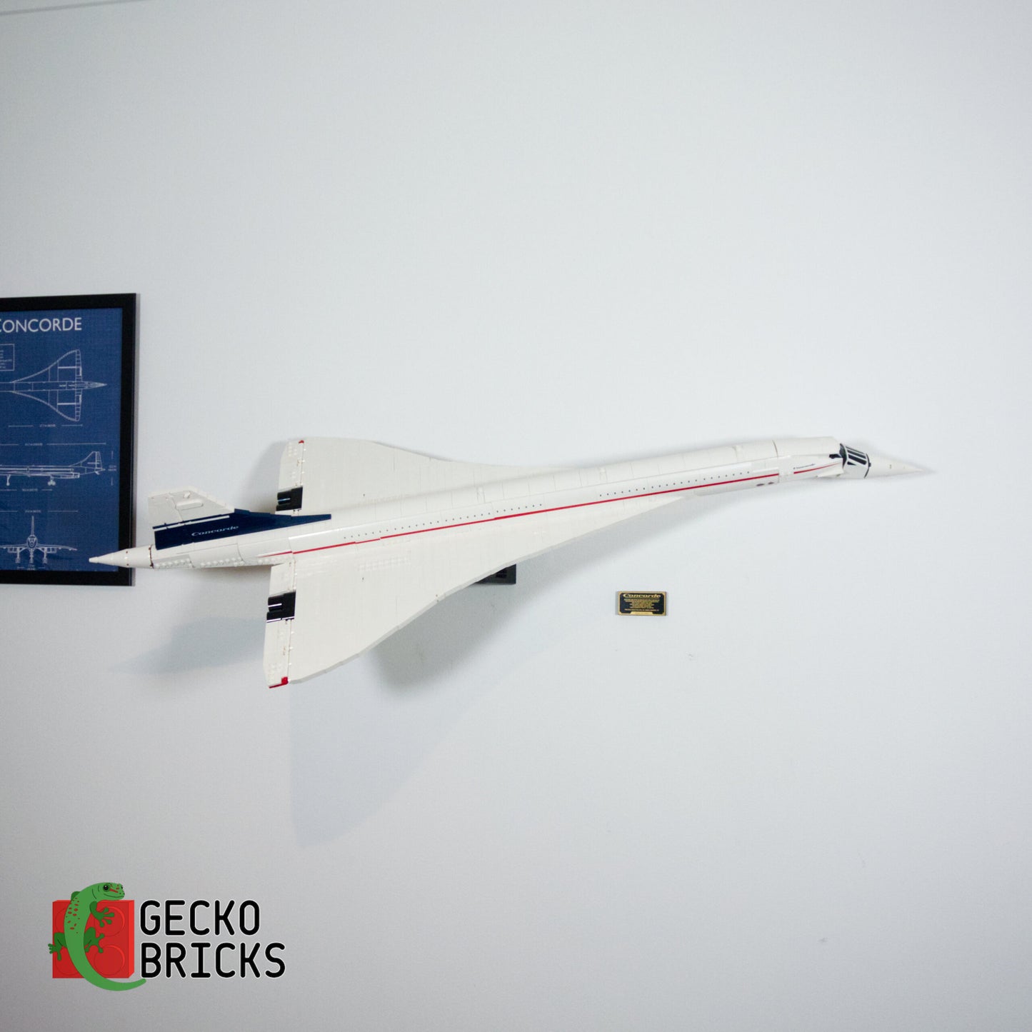 LEGO Icons Concorde (Angled Bracket) - 10318 - Wall Mount image 2