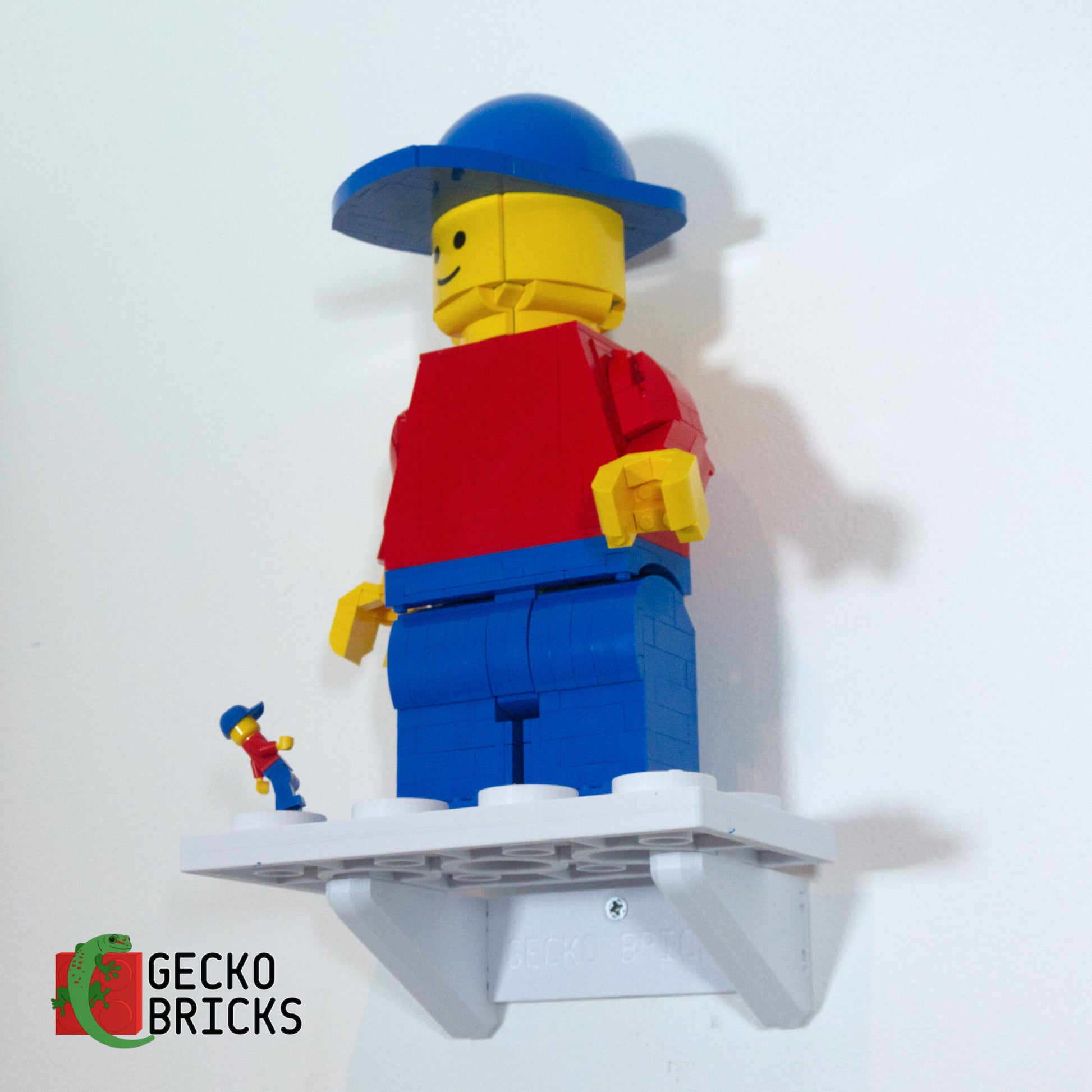 Upscaled Minifigure Wall Mount - 40649 40504 76393 4081 image 8