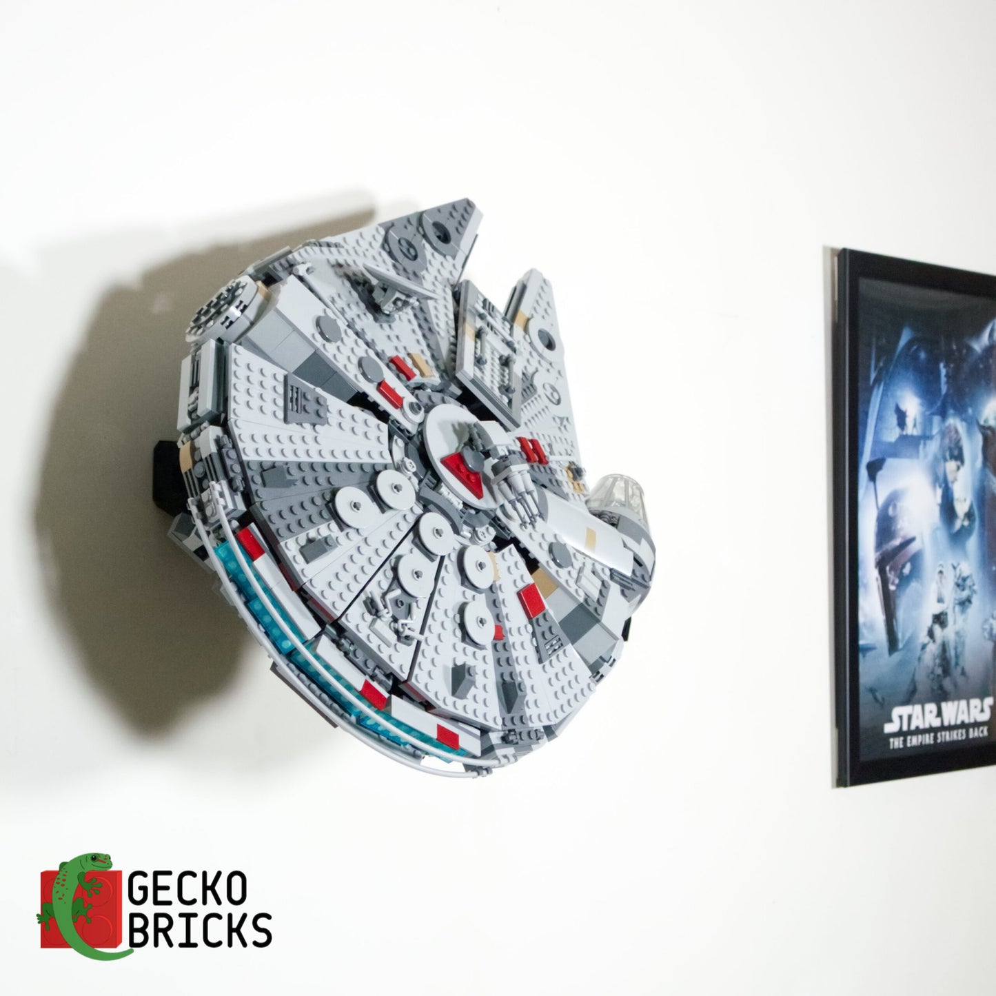 Millennium Falcon - 75257/75105 - Wall Mount image 7
