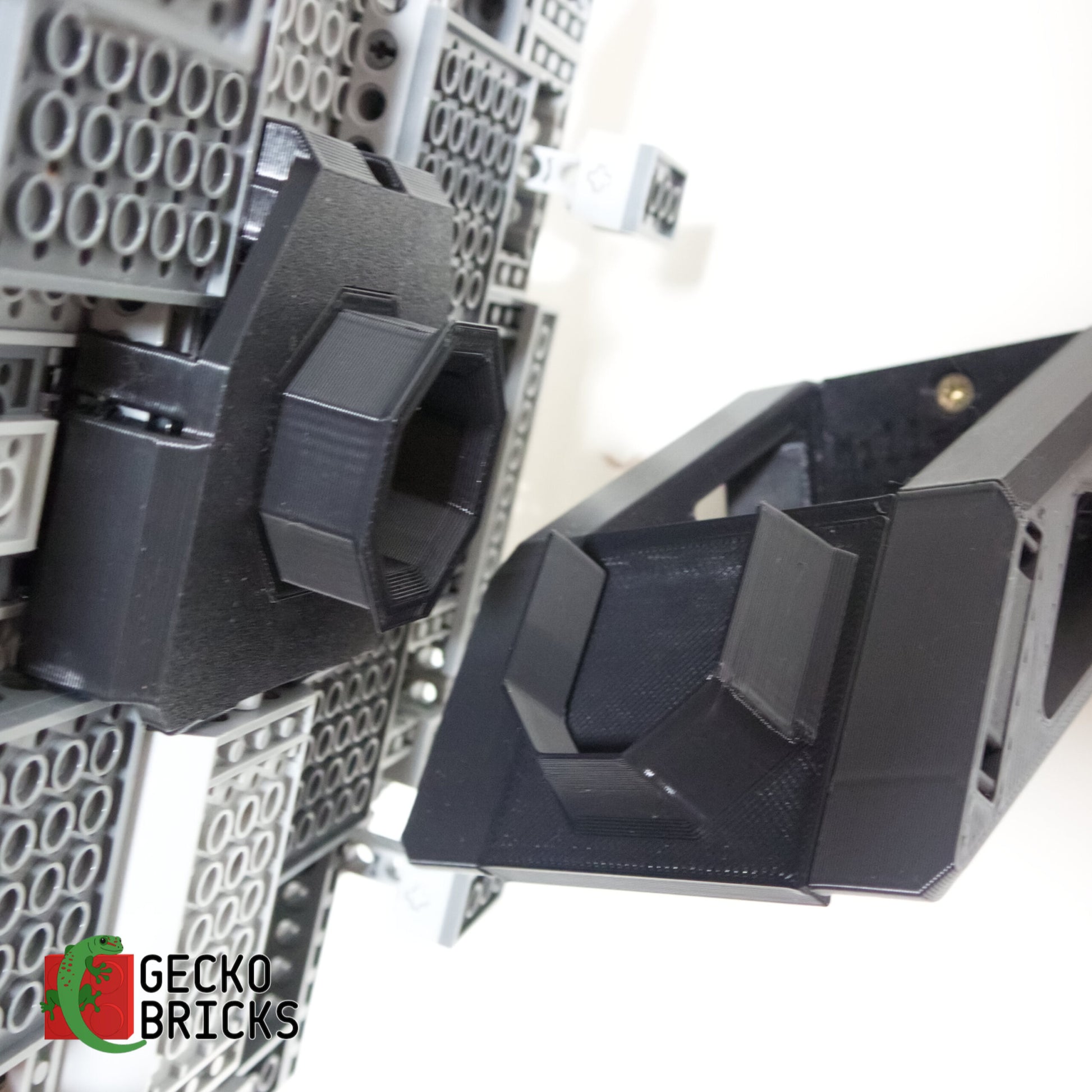 Millennium Falcon - 75257/75105 - Wall Mount image 10