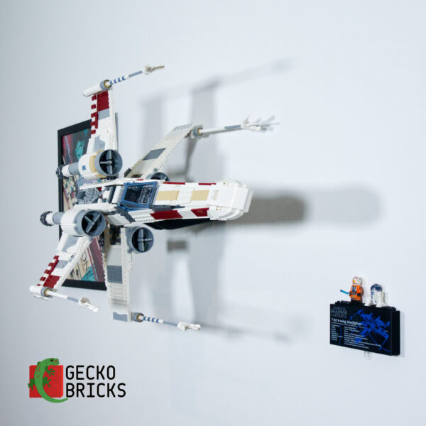 UCS X-Wing Star Wars (10240/75355) - Wall Mount - Image 11