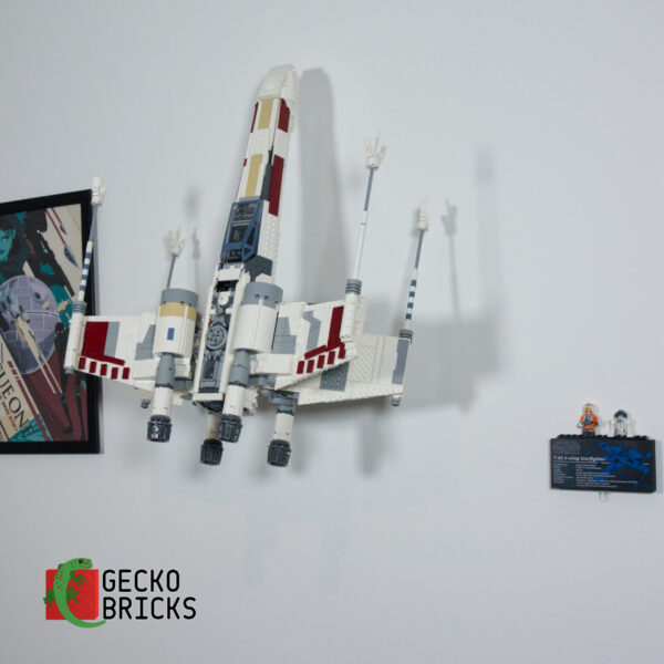 UCS X-Wing Star Wars (10240/75355) - Wall Mount - Image 13