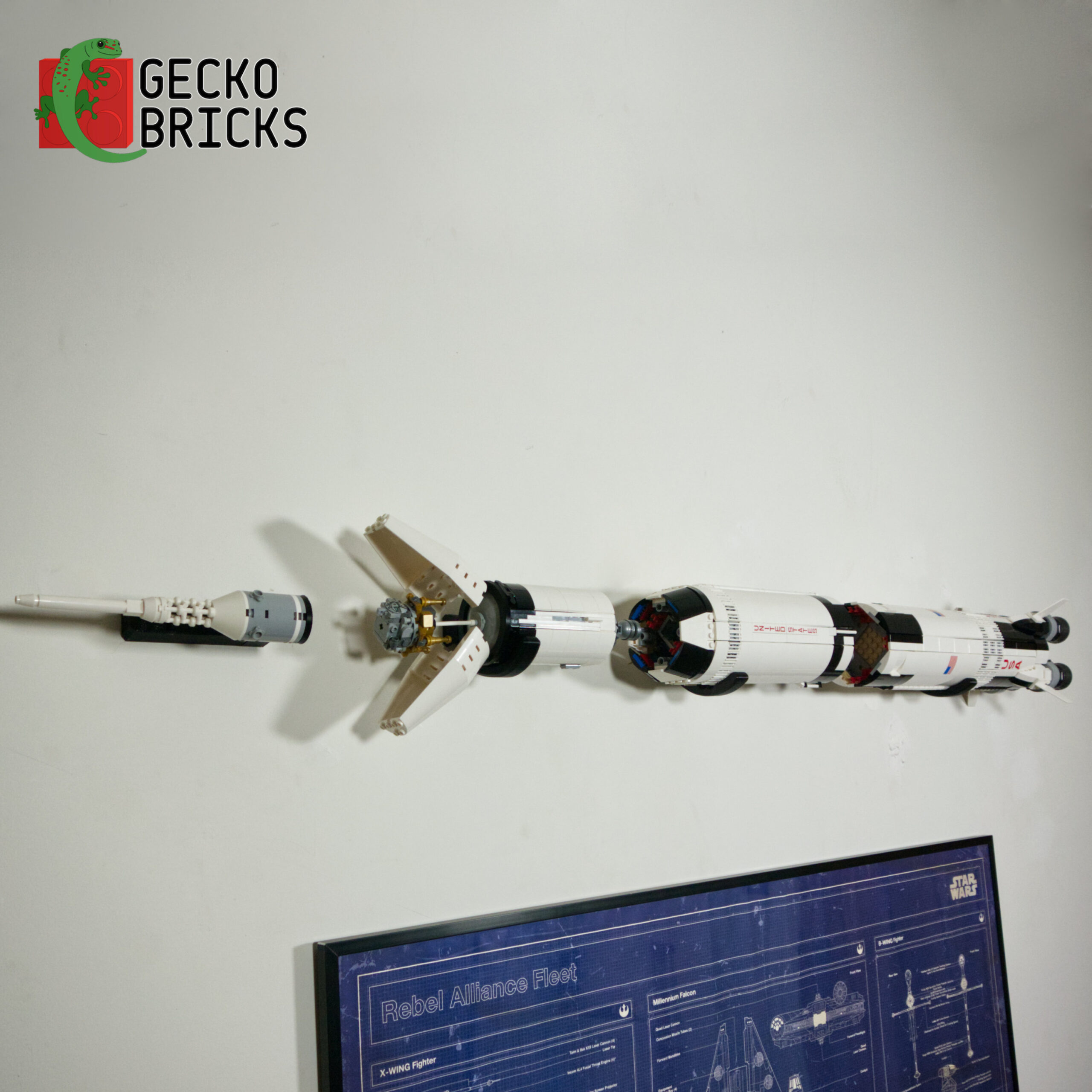 Saturn V Space Rocket (Nasa) - 21309/92176 - Wall Mount - Image 3