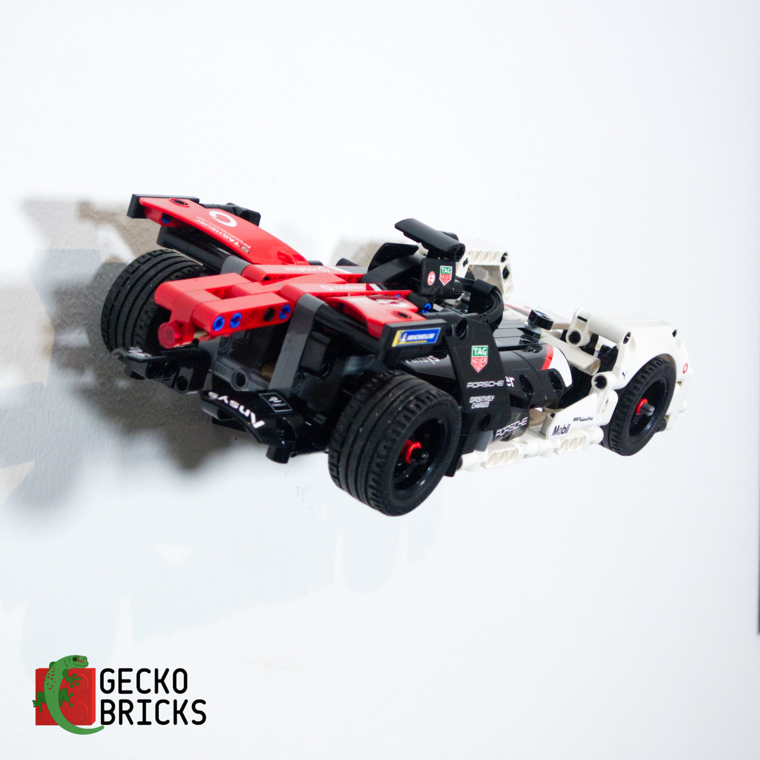 Porsche Formula E 99X - 42137 - Wall Mount - Image 4