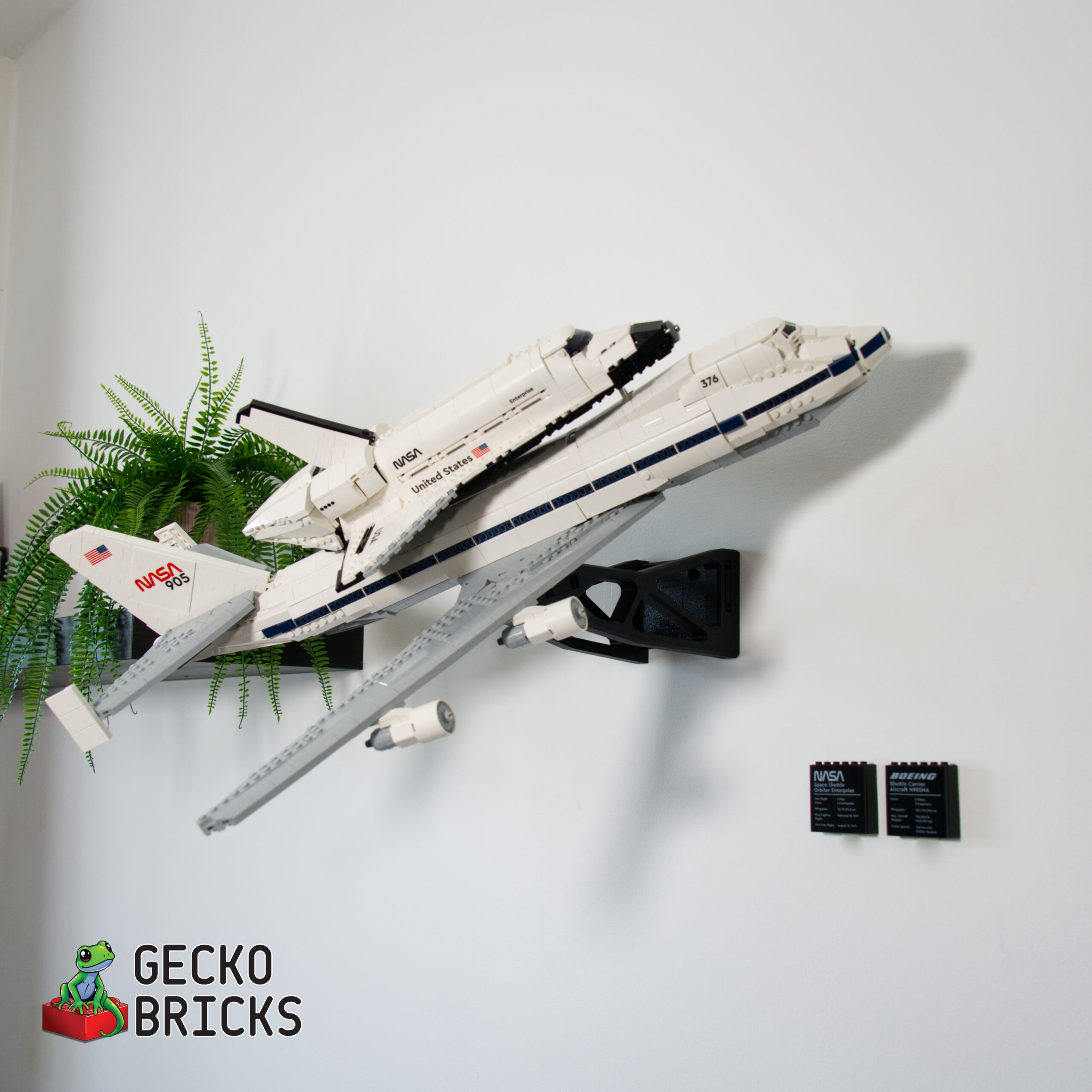 Shuttle Carrier Aircraft Wall Mount - 10360 - Image 8