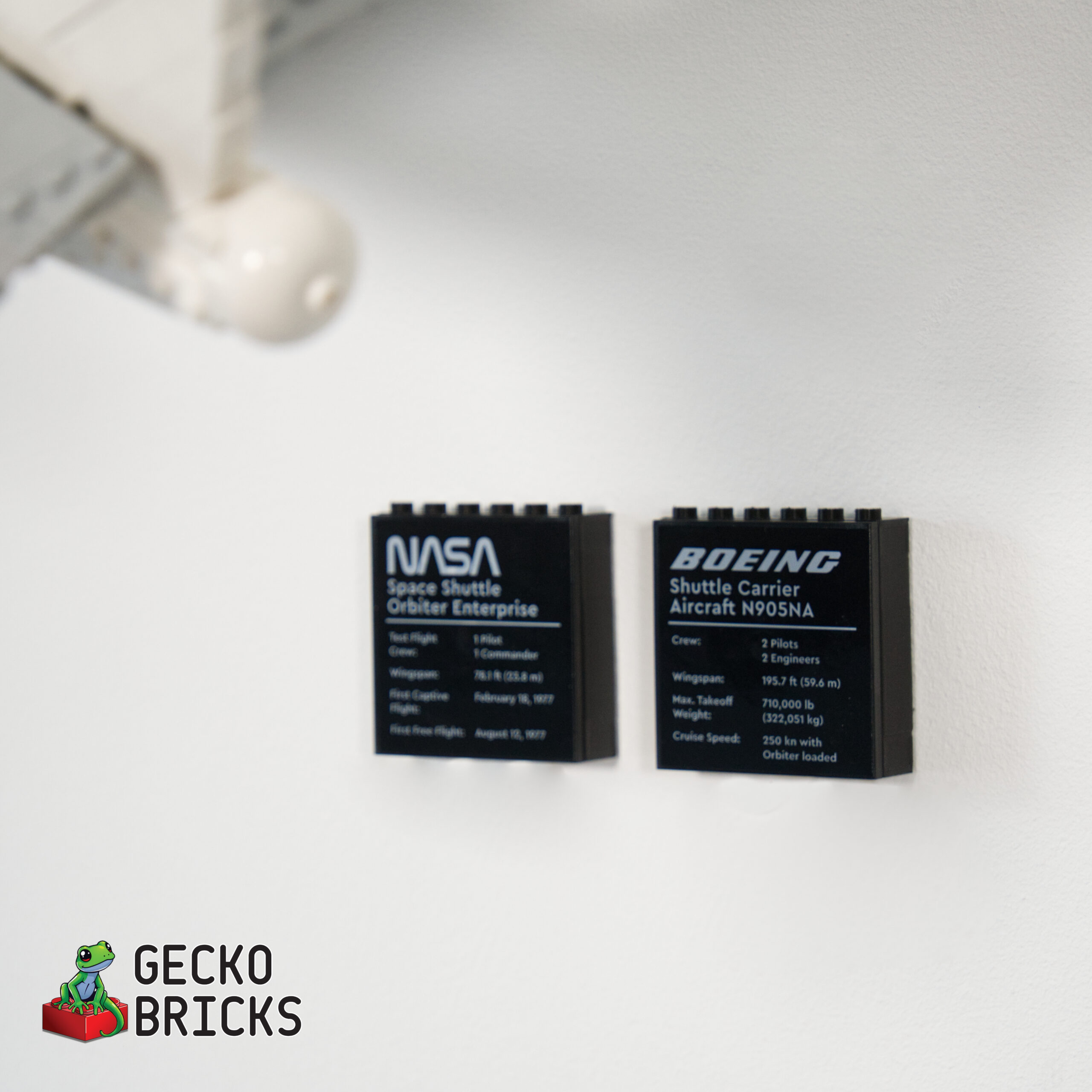 Shuttle Carrier Aircraft Wall Mount - 10360 - Image 6